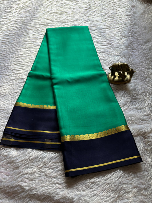 Mala (2D) : Jade green-navy blue