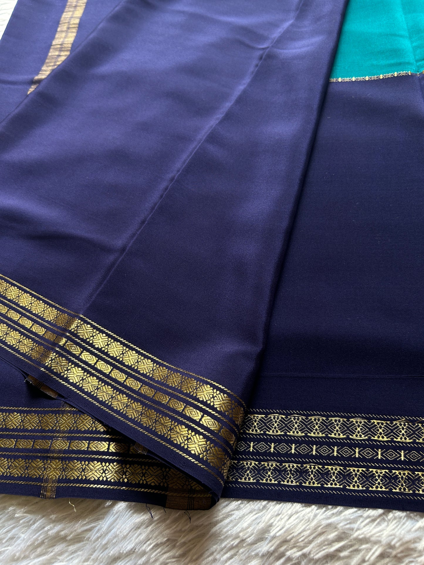 Suraksha (2D) : Peacock green-navy blue