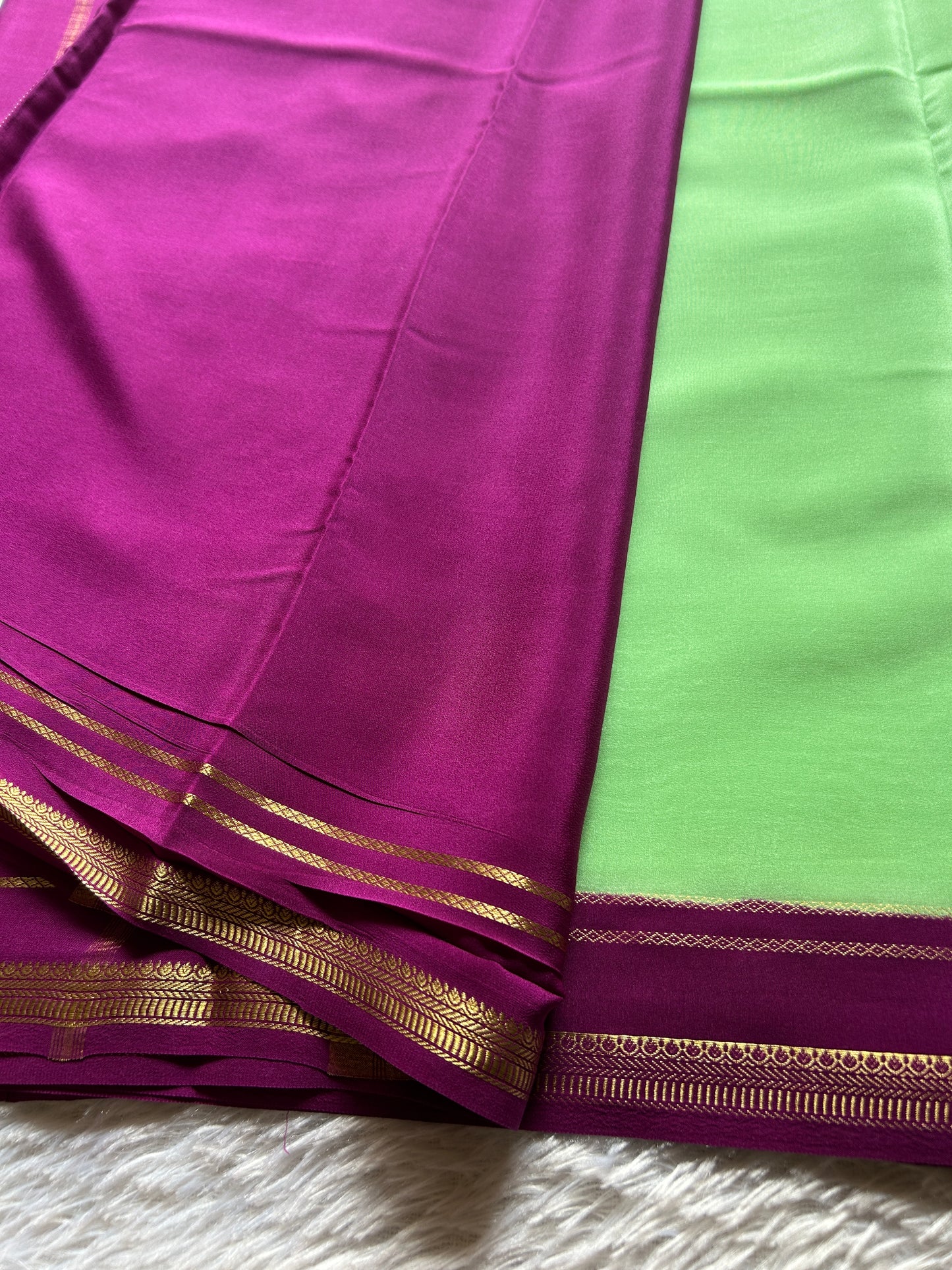 Sumathi (2D) : Mint green-magenta