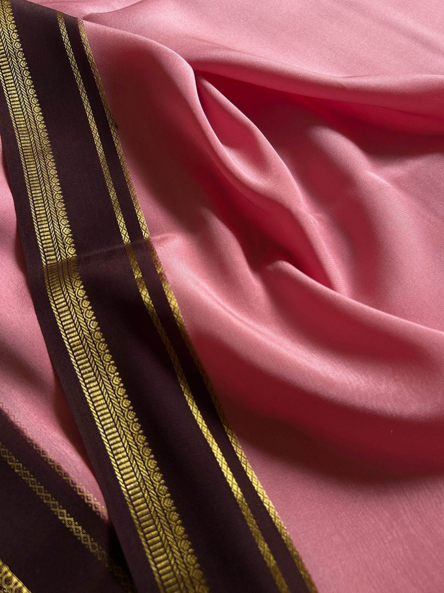 Sumathi (2D) : Peach pink-chocolate brown