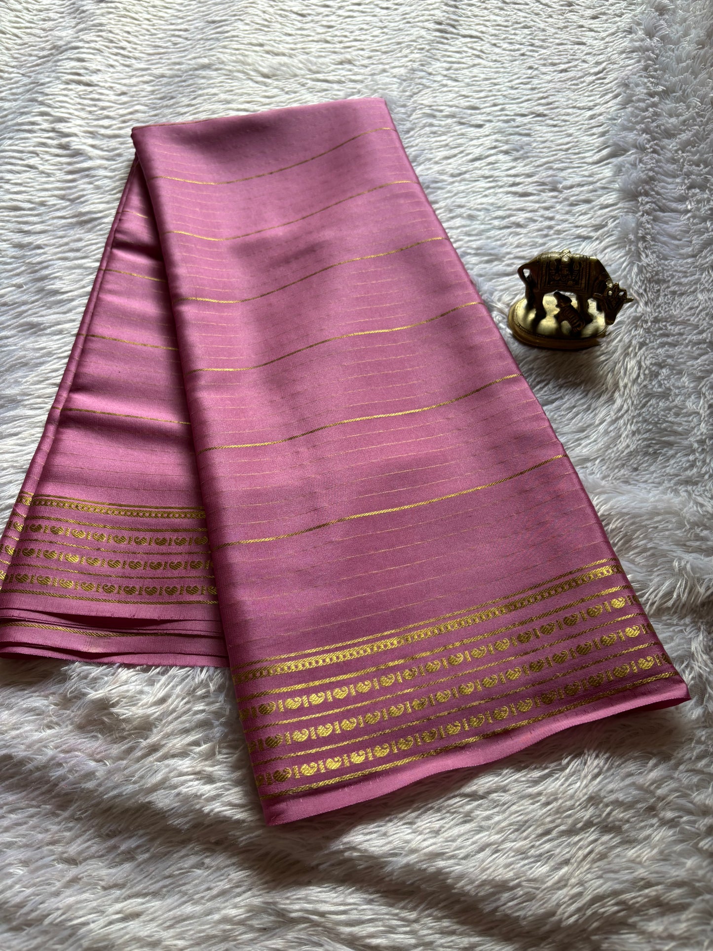 Meghana : Solid Onion pink