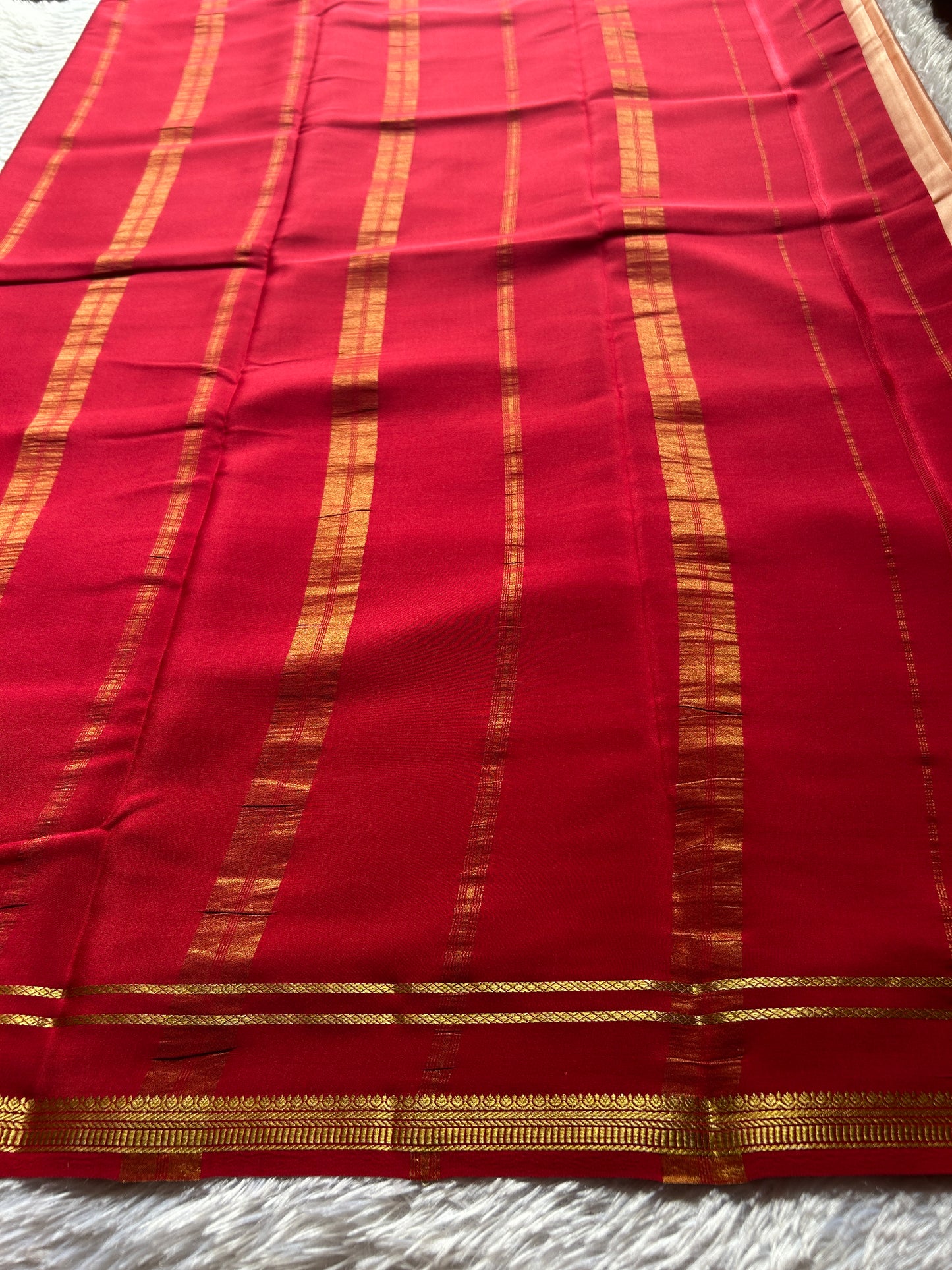 Sumathi (2D) : Light peach-red