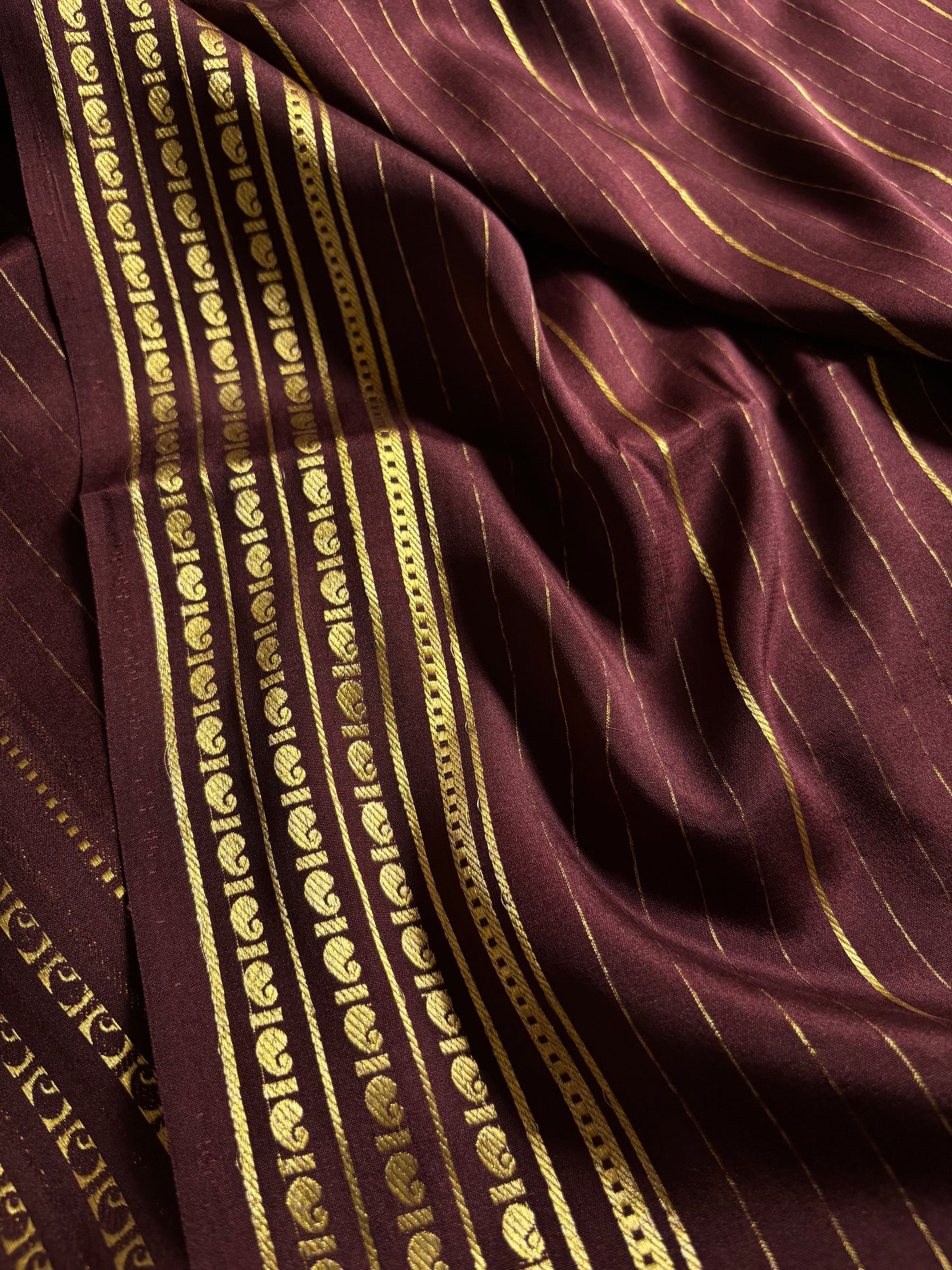 Meghana : Solid Chocolate brown