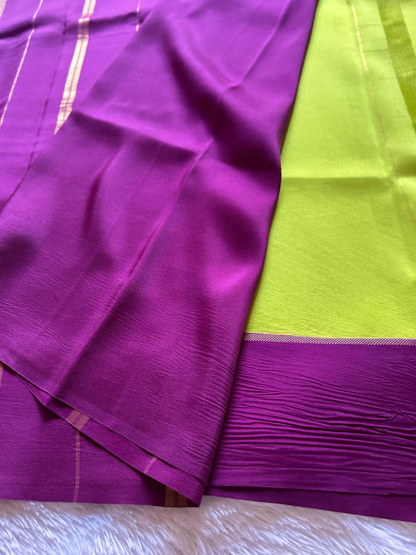 Surekha (2D) : Pista green-magenta