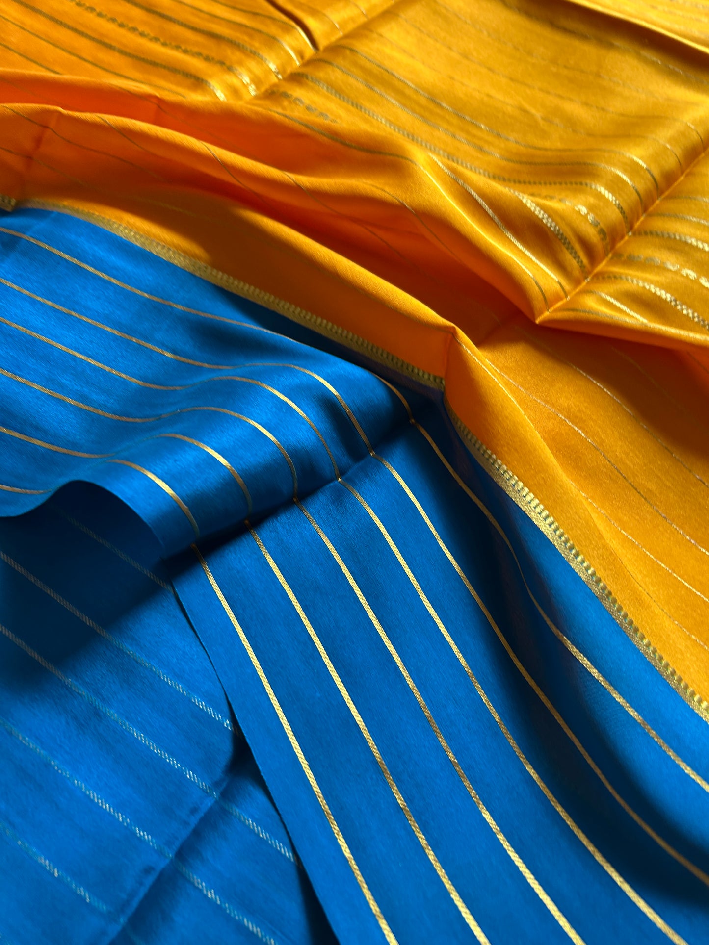 Dhaatri (2D) : Golden yellow-ink blue