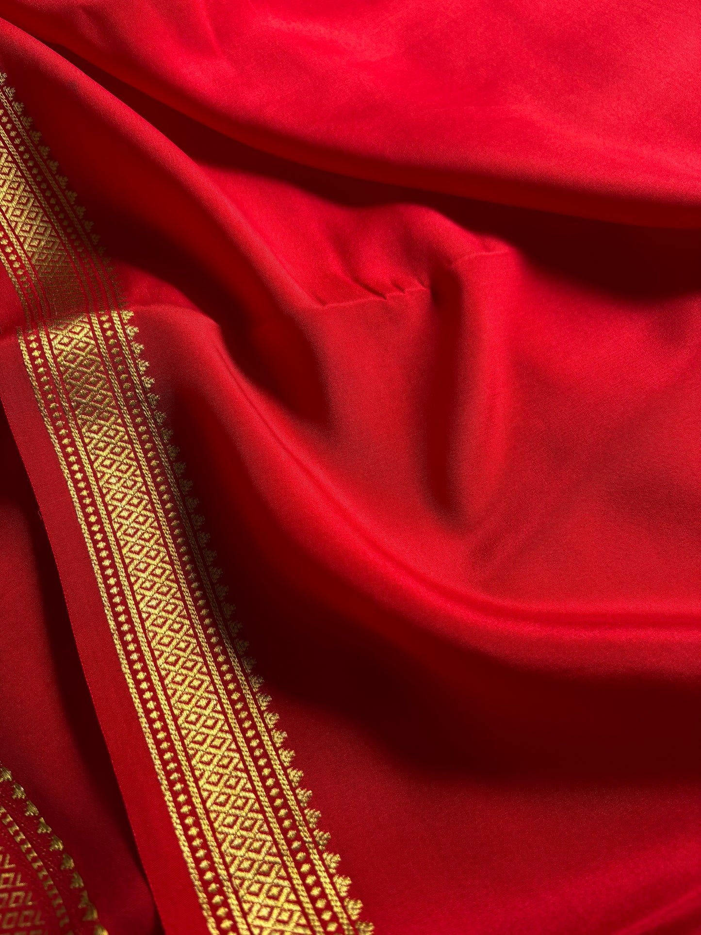 Preetha : Solid red
