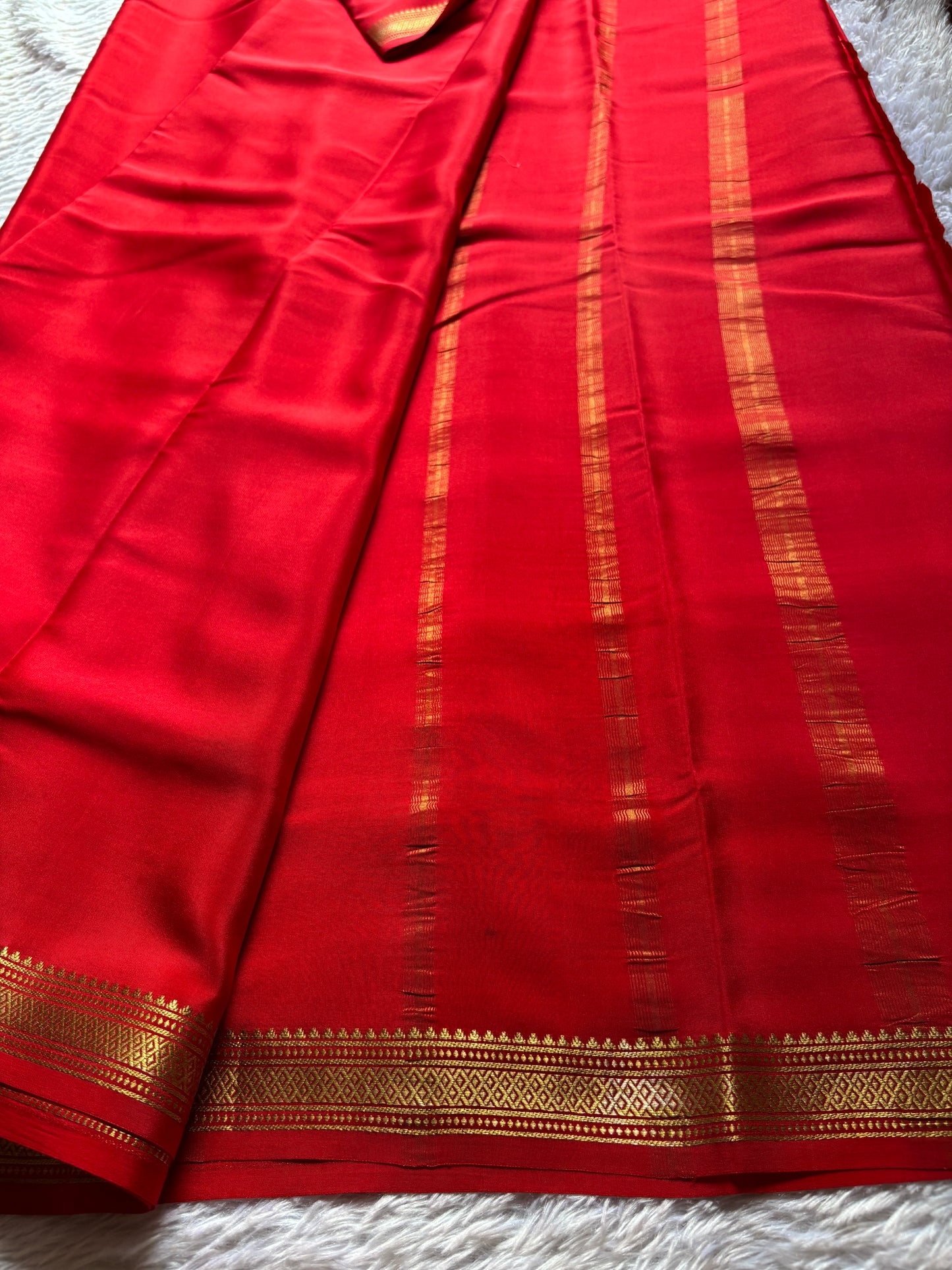 Preetha : Solid red