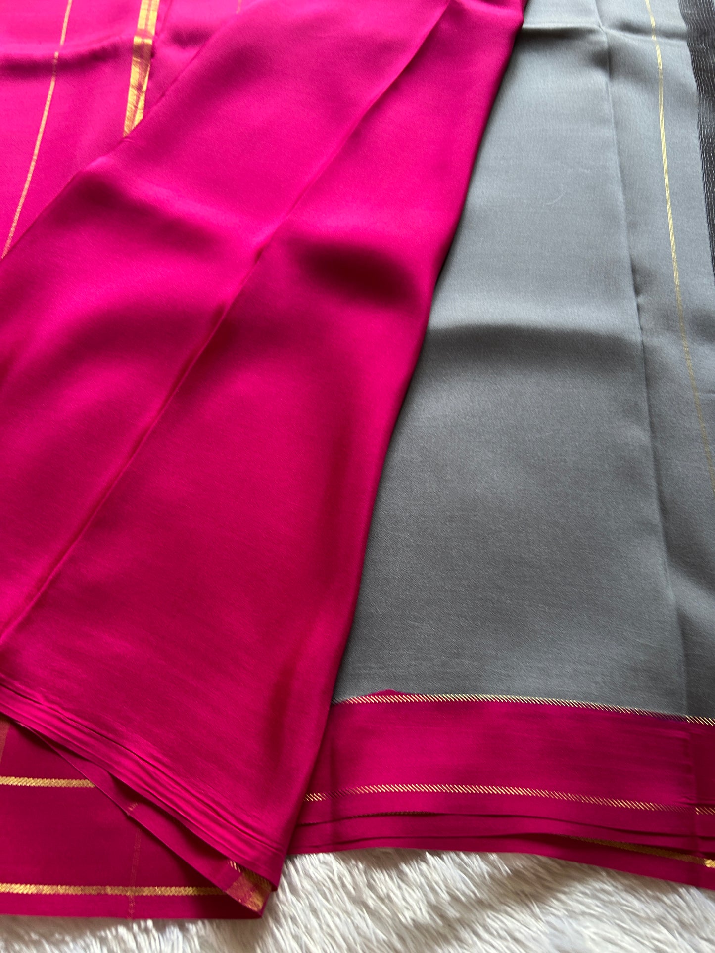 Rekha (2D) : Grey-pink