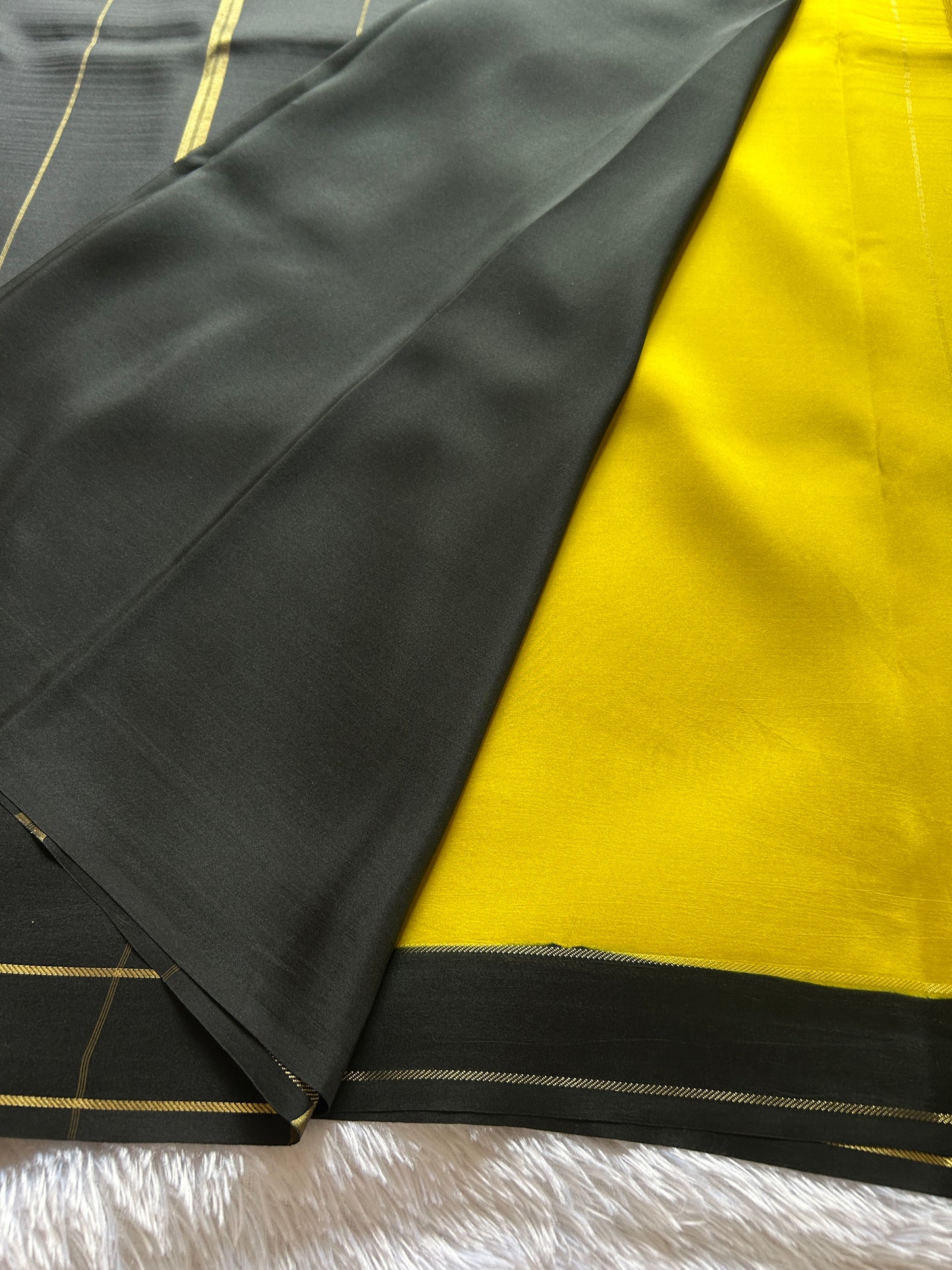 Rekha (2D) : Olive-black