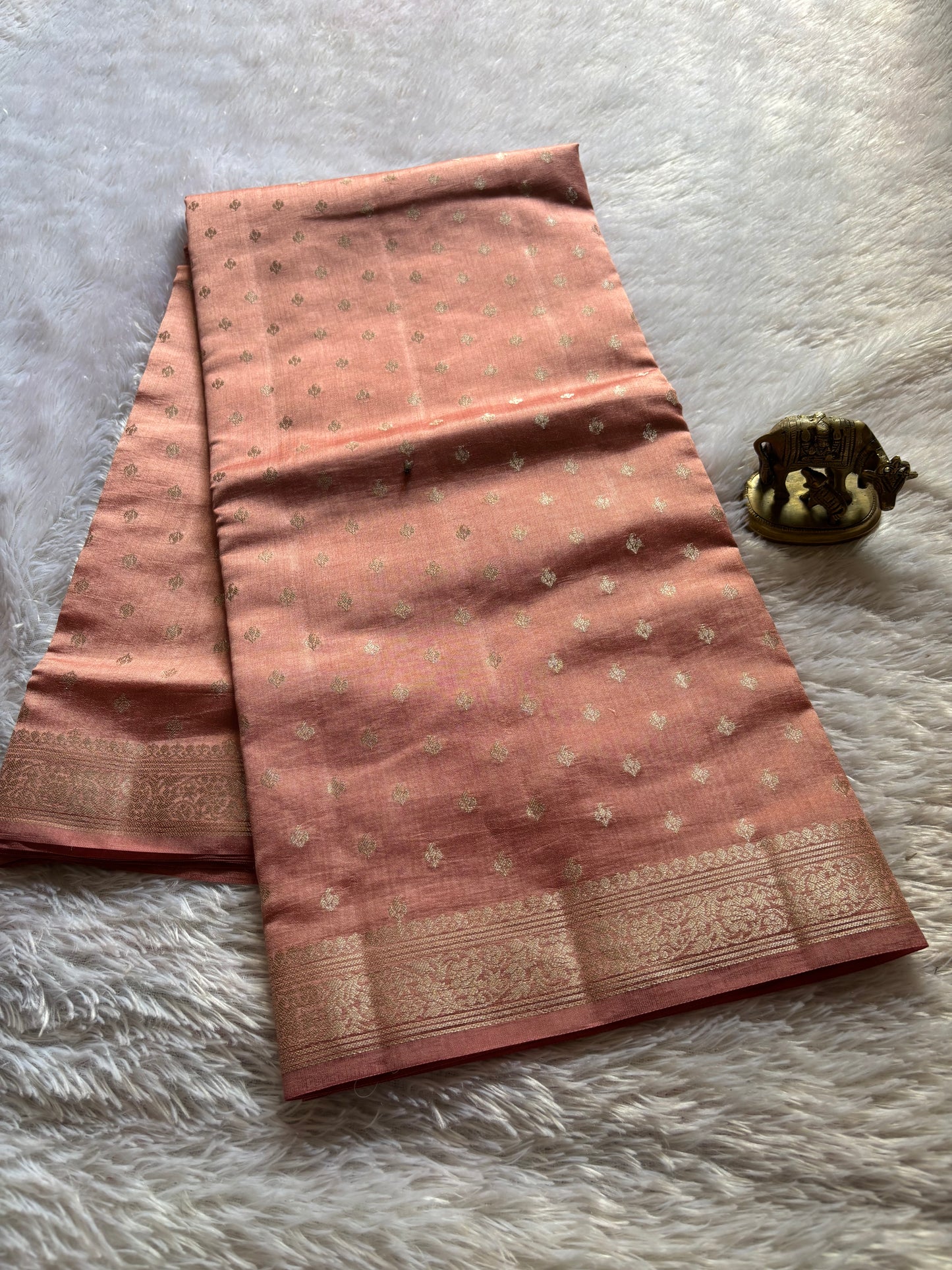 Banarasi Chiniya : Solid Light peach
