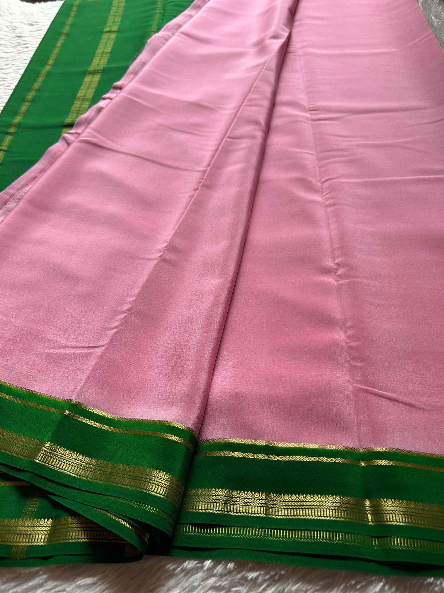 Sumathi (2D) : Light pink-leaf green