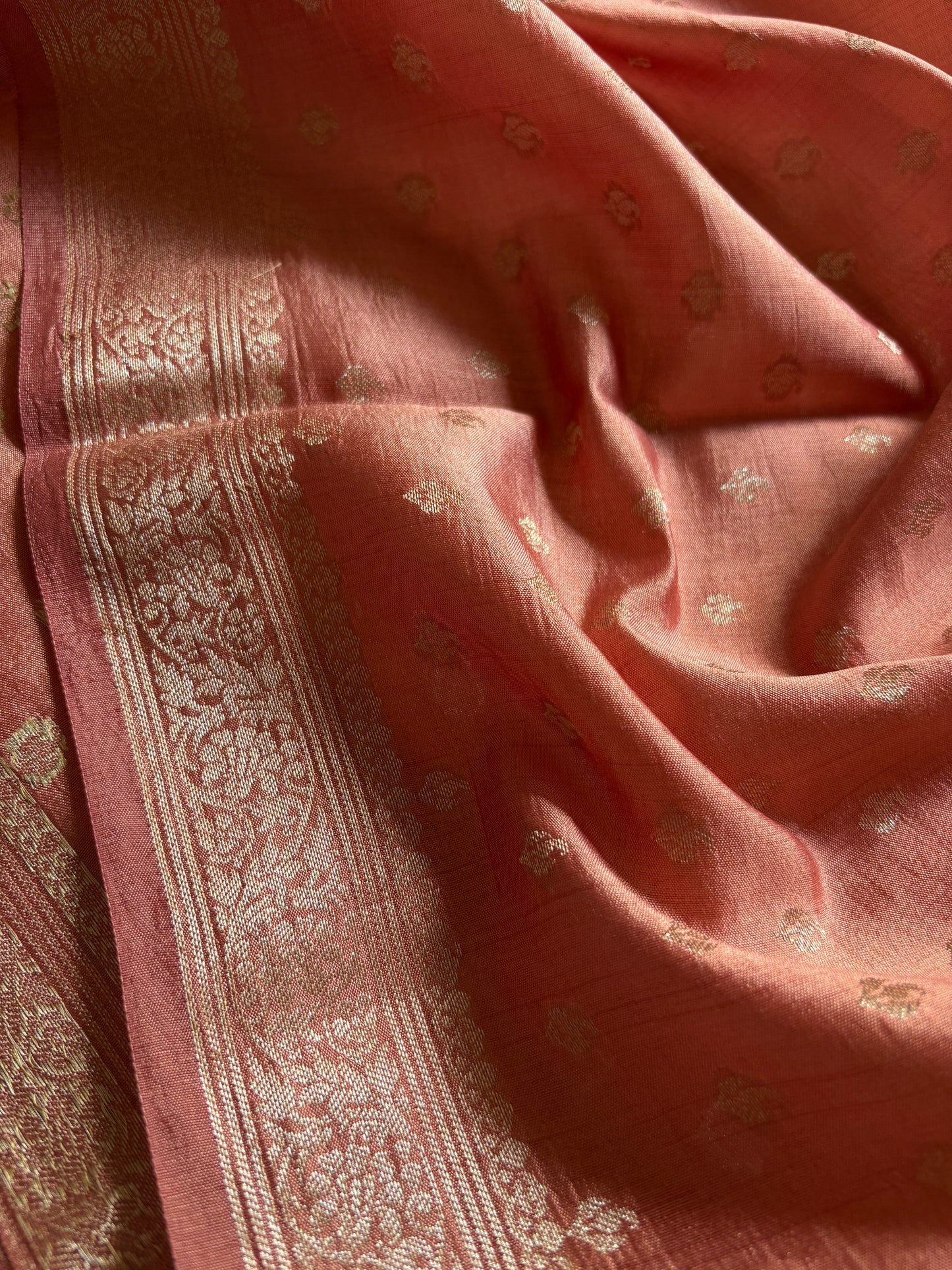 Banarasi Chiniya : Solid Light peach