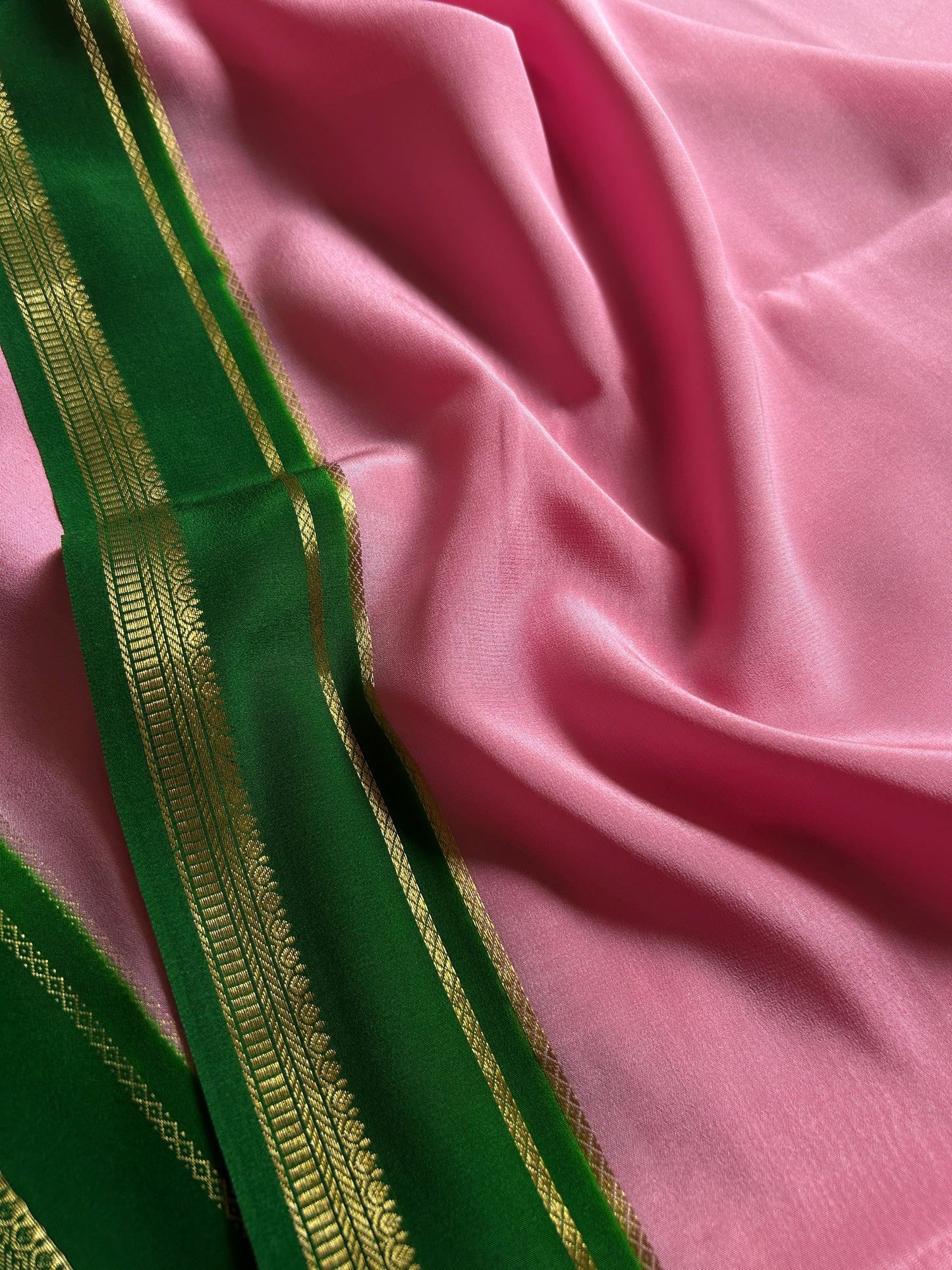 Sumathi (2D) : Light pink-leaf green