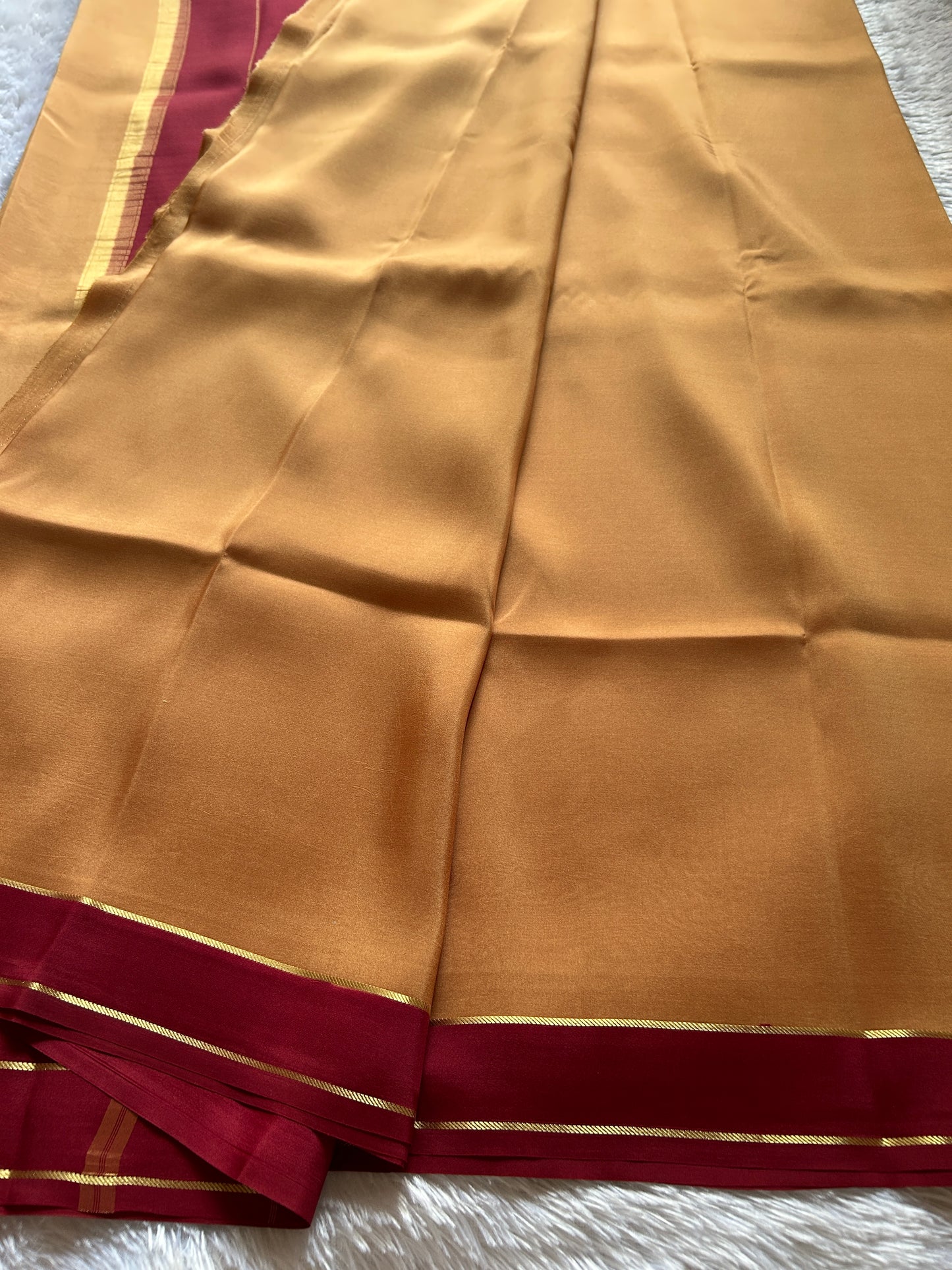 Rekha (2D) : Beige-maroon