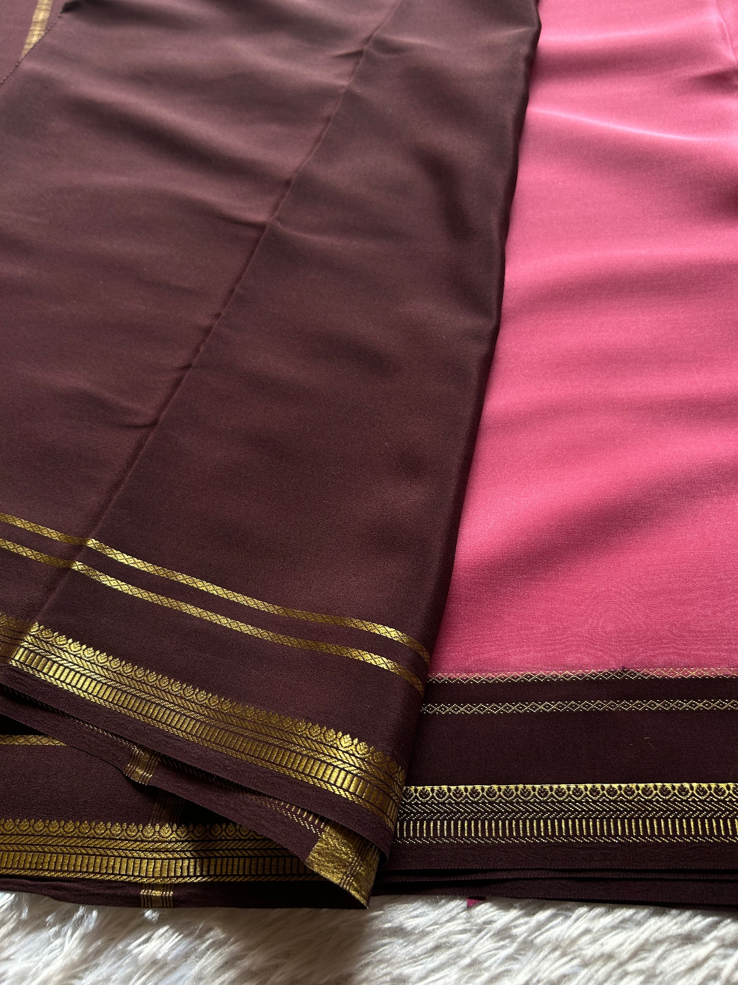 Sumathi (2D) : Petal pink-chocolate brown