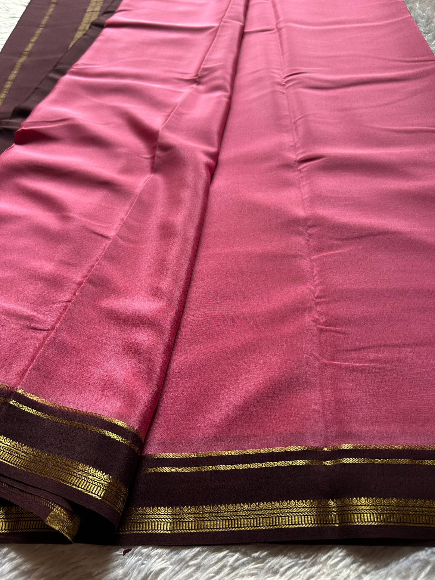 Sumathi (2D) : Petal pink-chocolate brown