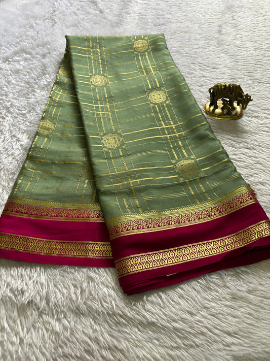 Ambika (2D) : Sage green-pink