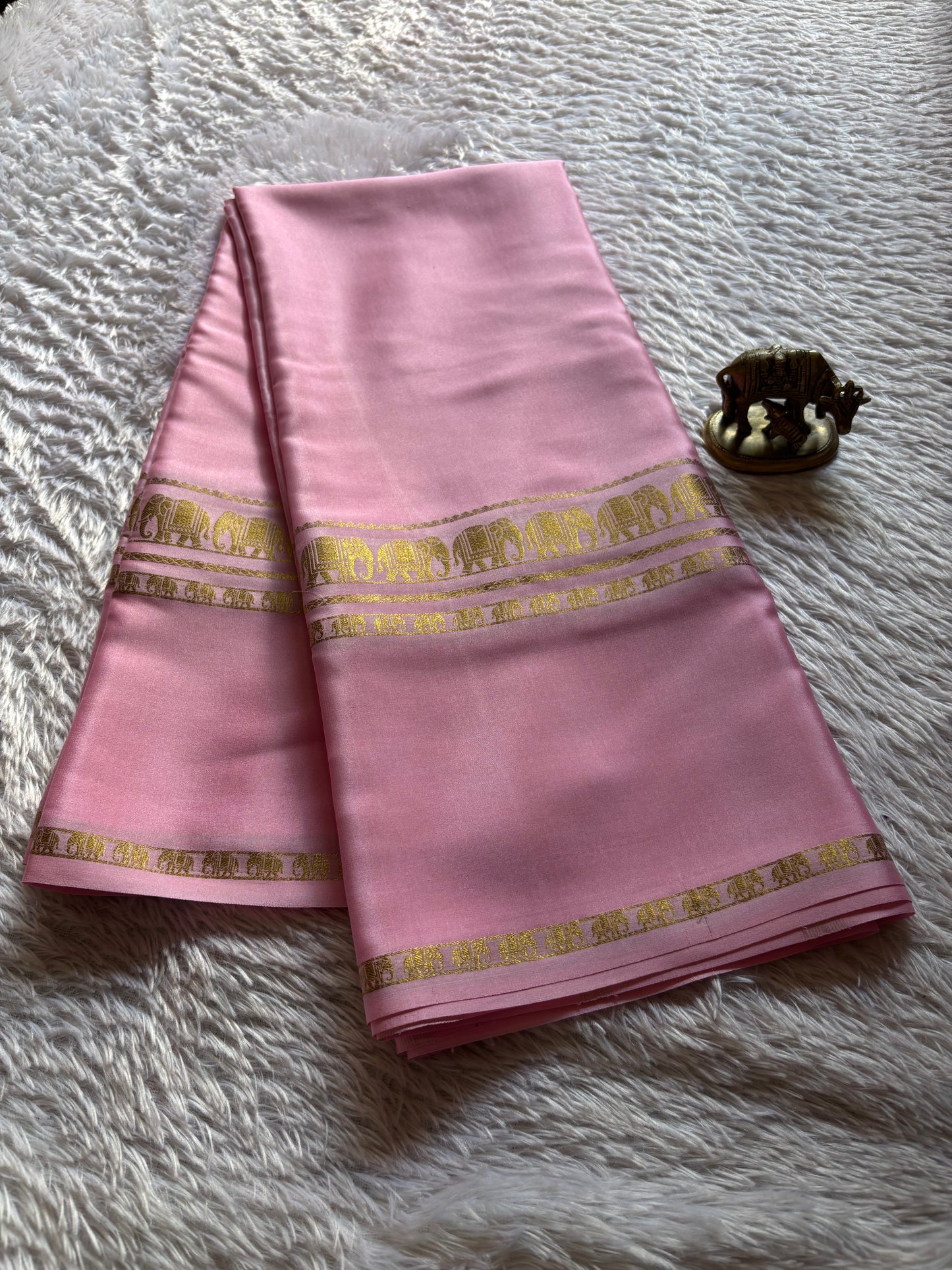 Prashanthi : Solid Light Pink