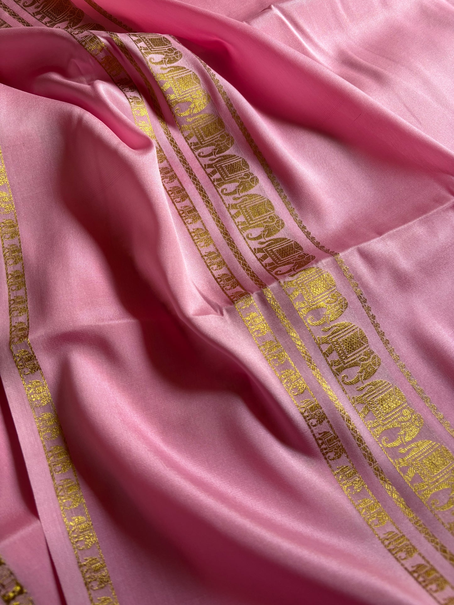 Prashanthi : Solid Light Pink