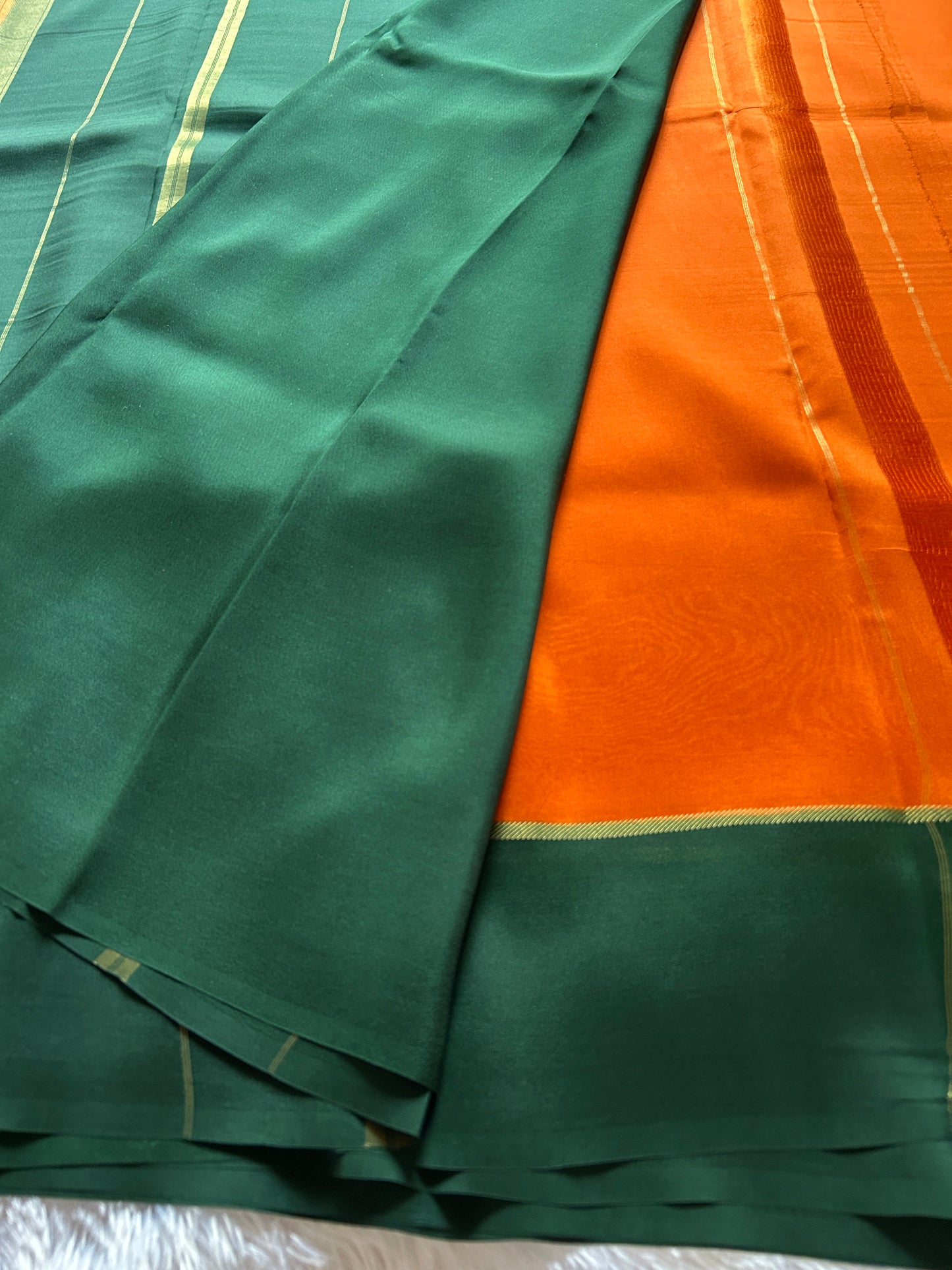 Surekha (2D) : Rust orange-dark green