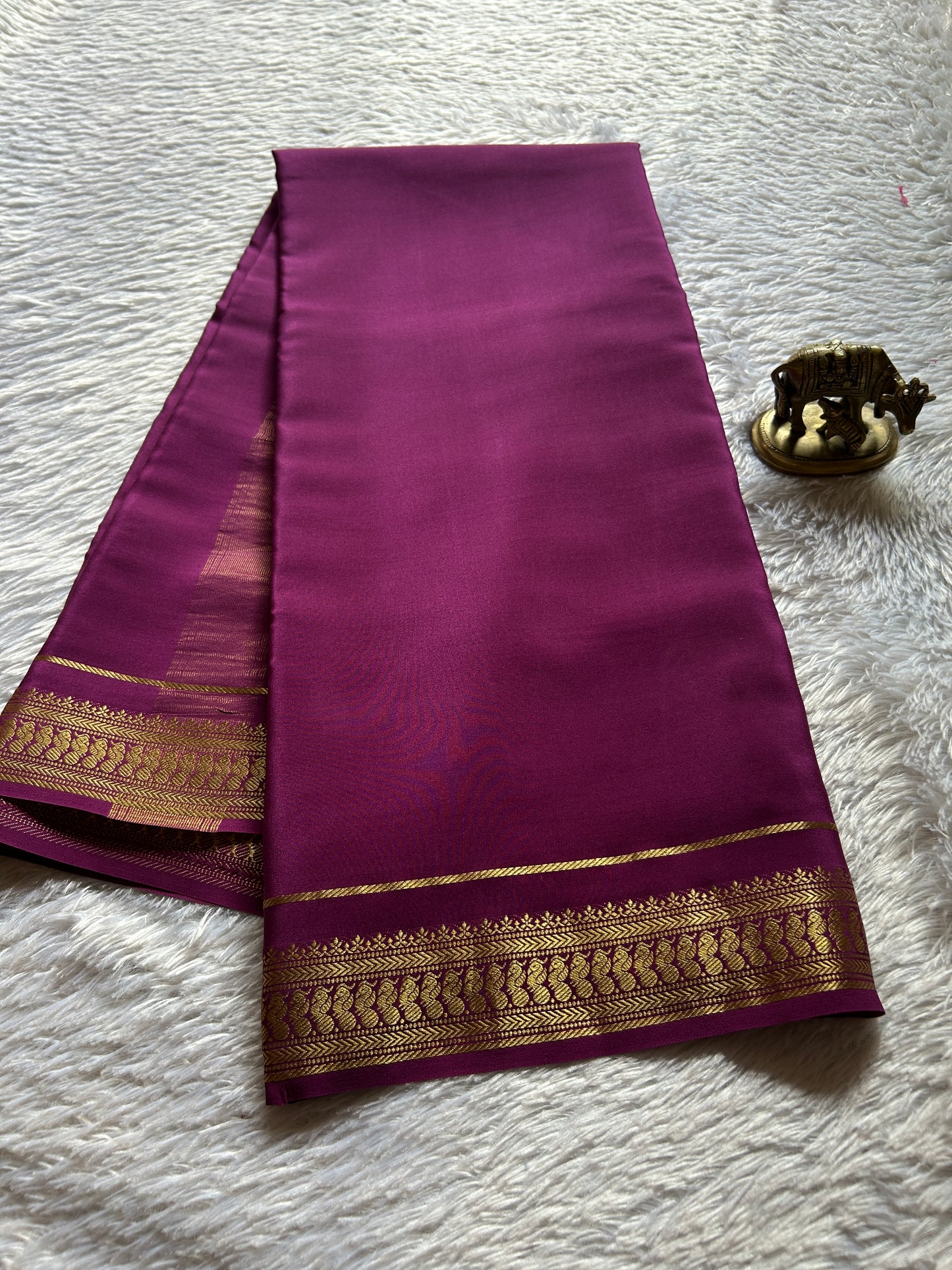 Mayuri : Solid Magenta pink