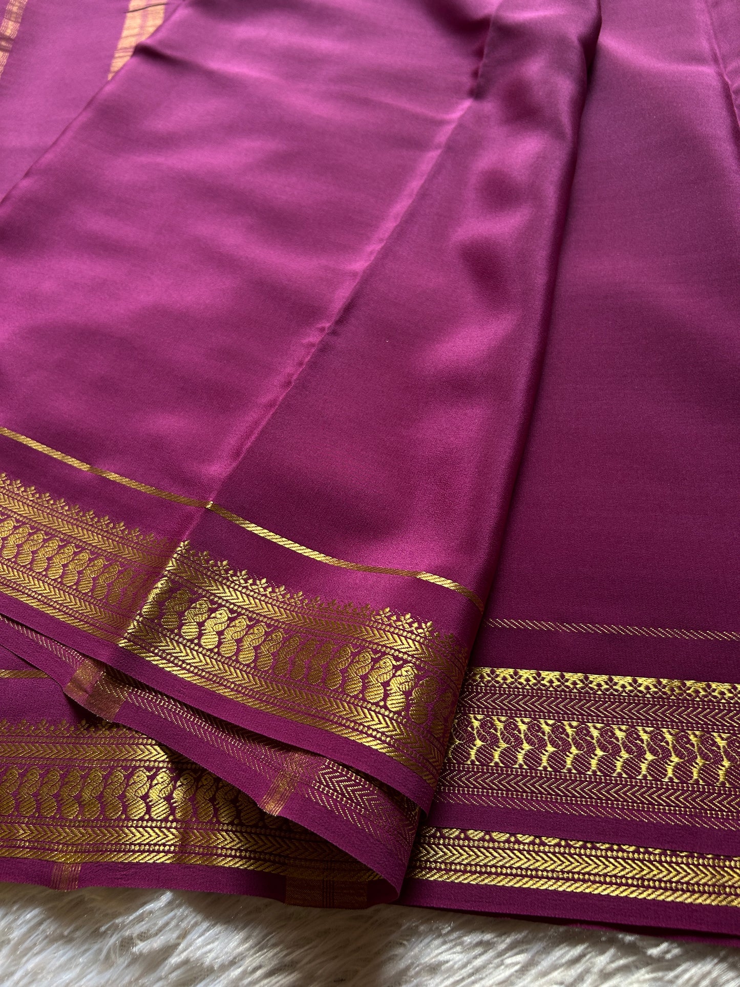 Mayuri : Solid Magenta pink