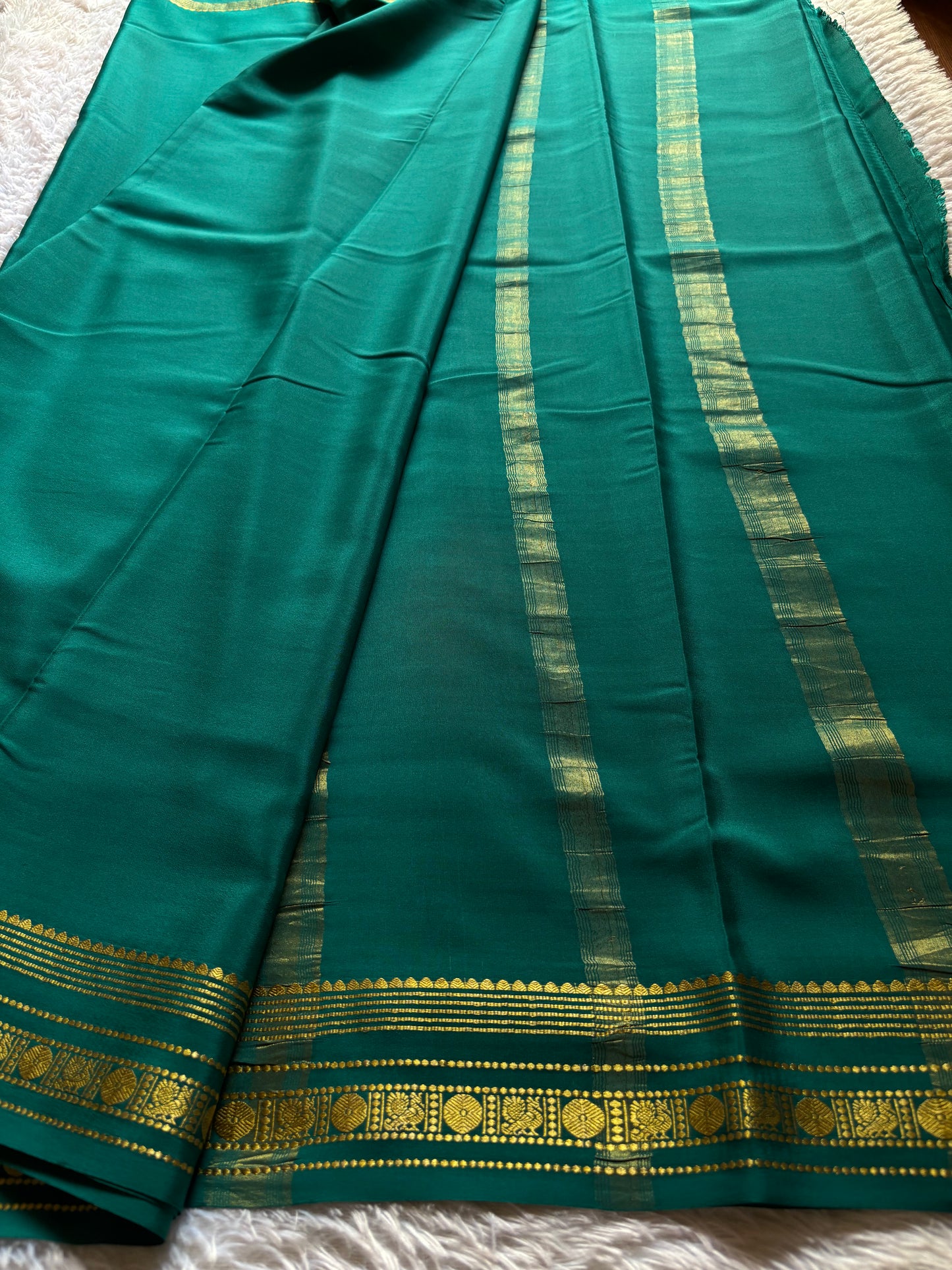 Sunanda : Solid Rama Green