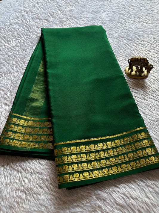 Mohana : Solid Bottle green
