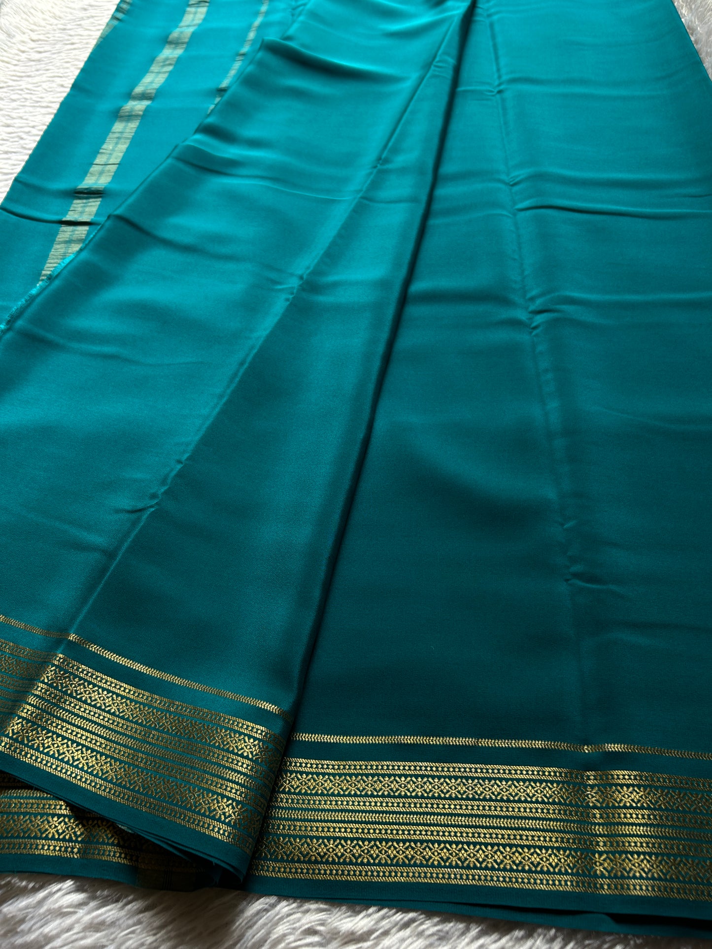 Shailaja : Solid Teal blue