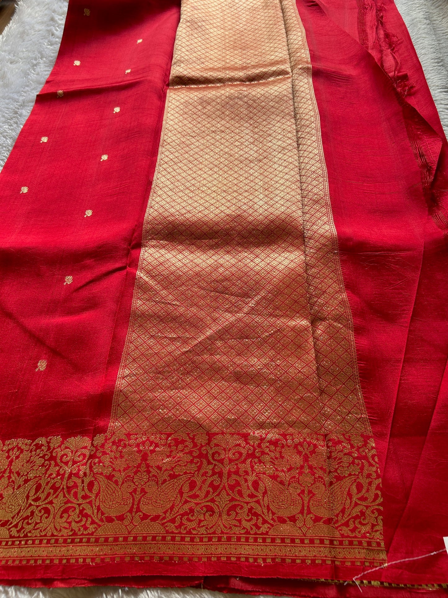 Anupama : Solid Red