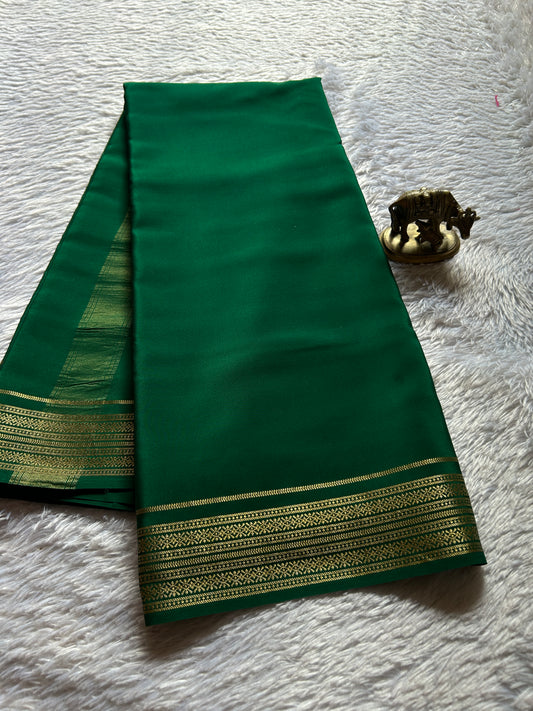 Shailaja : Solid Bottle green