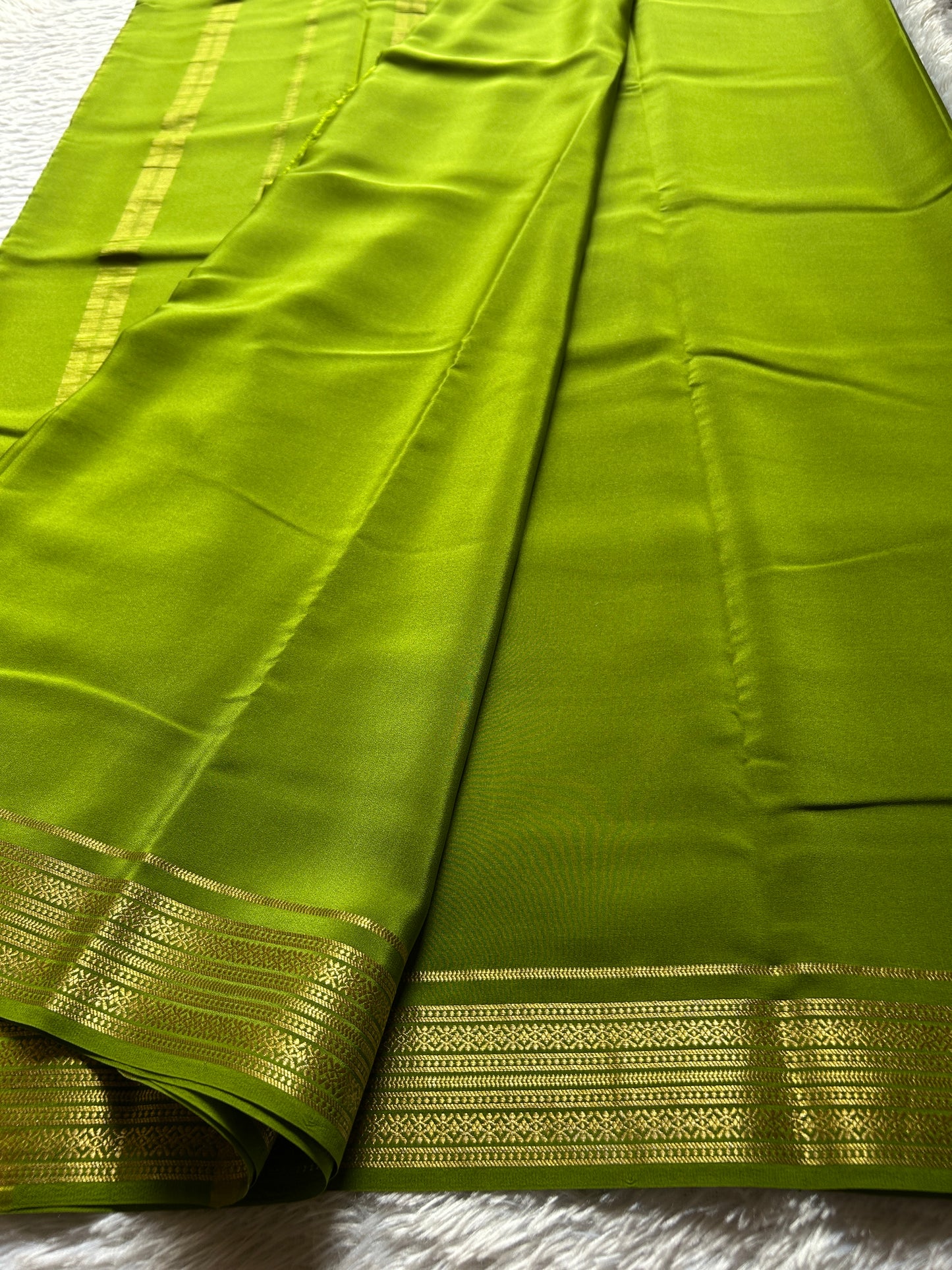 Shailaja : Mehendi green