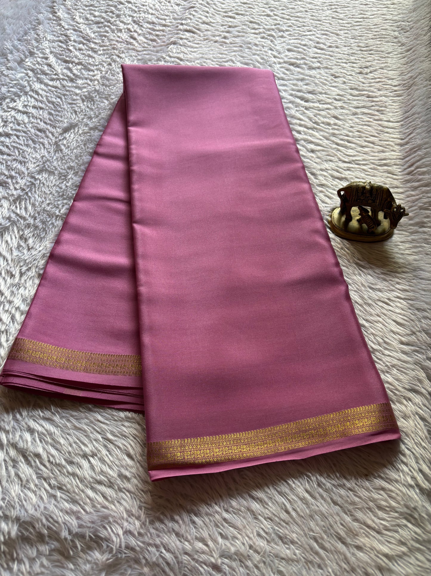 Harshini : Solid Onion pink