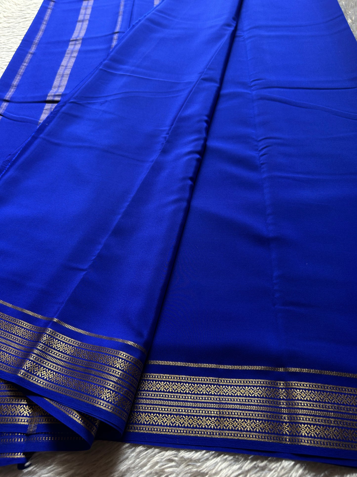 Shailaja : Solid Royal blue