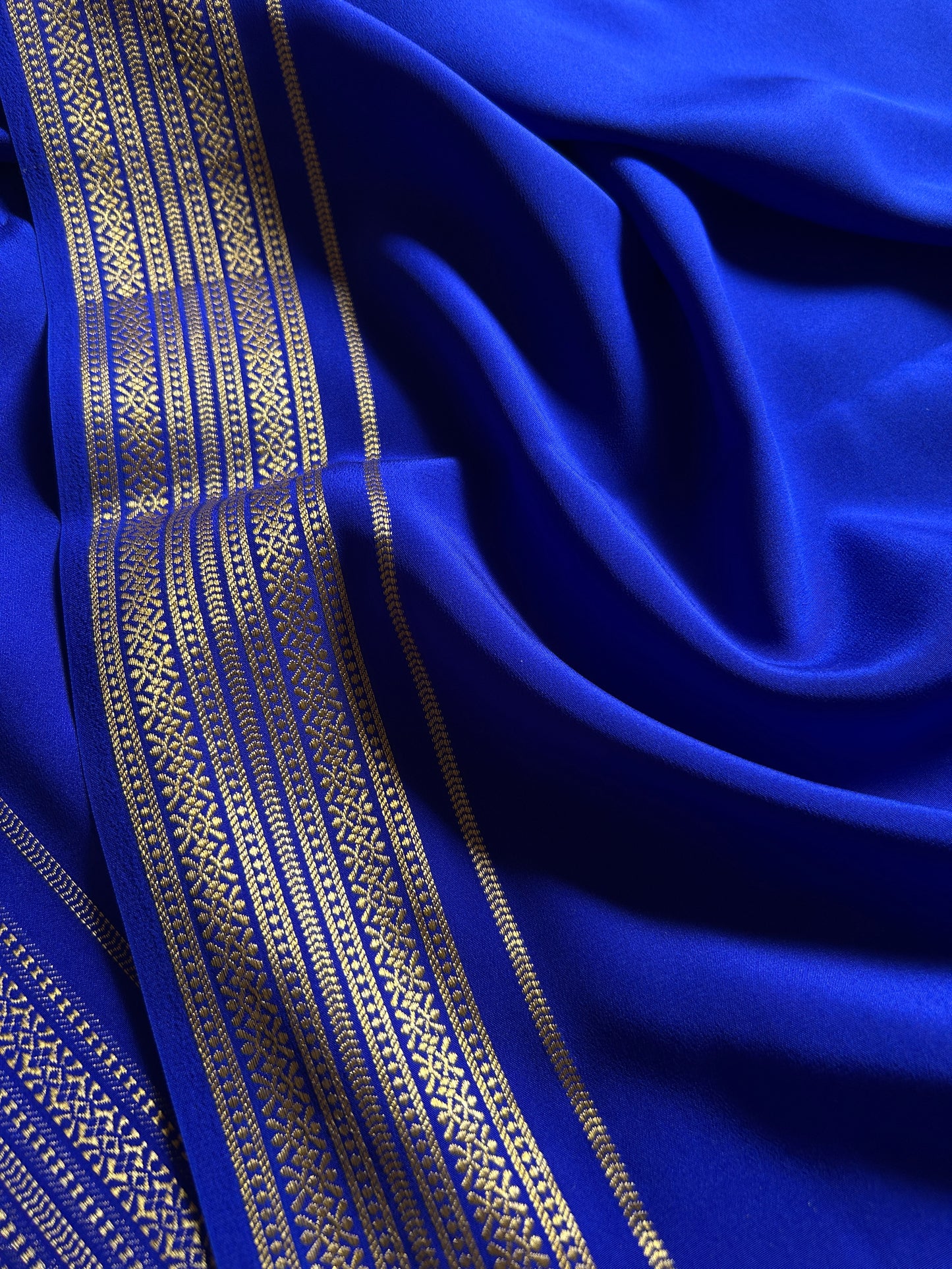 Shailaja : Solid Royal blue