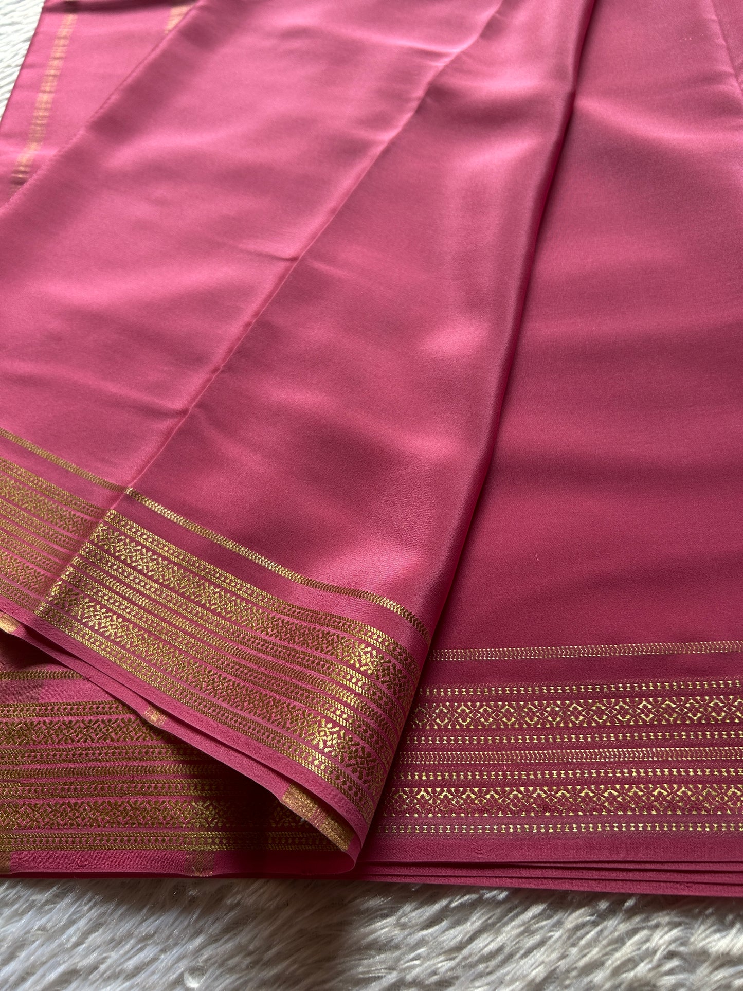Shailaja : Solid Petal pink