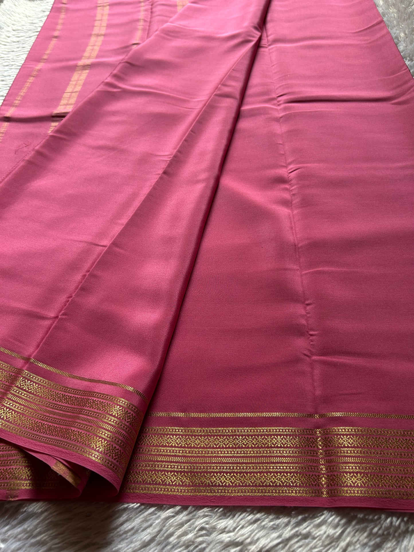 Shailaja : Solid Petal pink