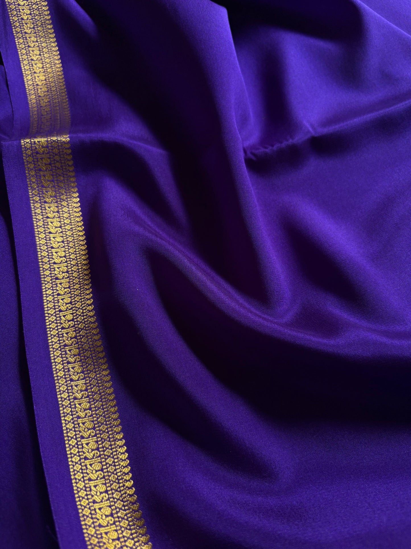 Harshini : Solid Dark blue