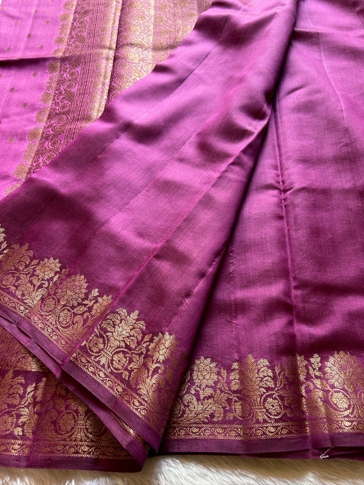 Banarasi Chiniya : Solid Lavender Rose
