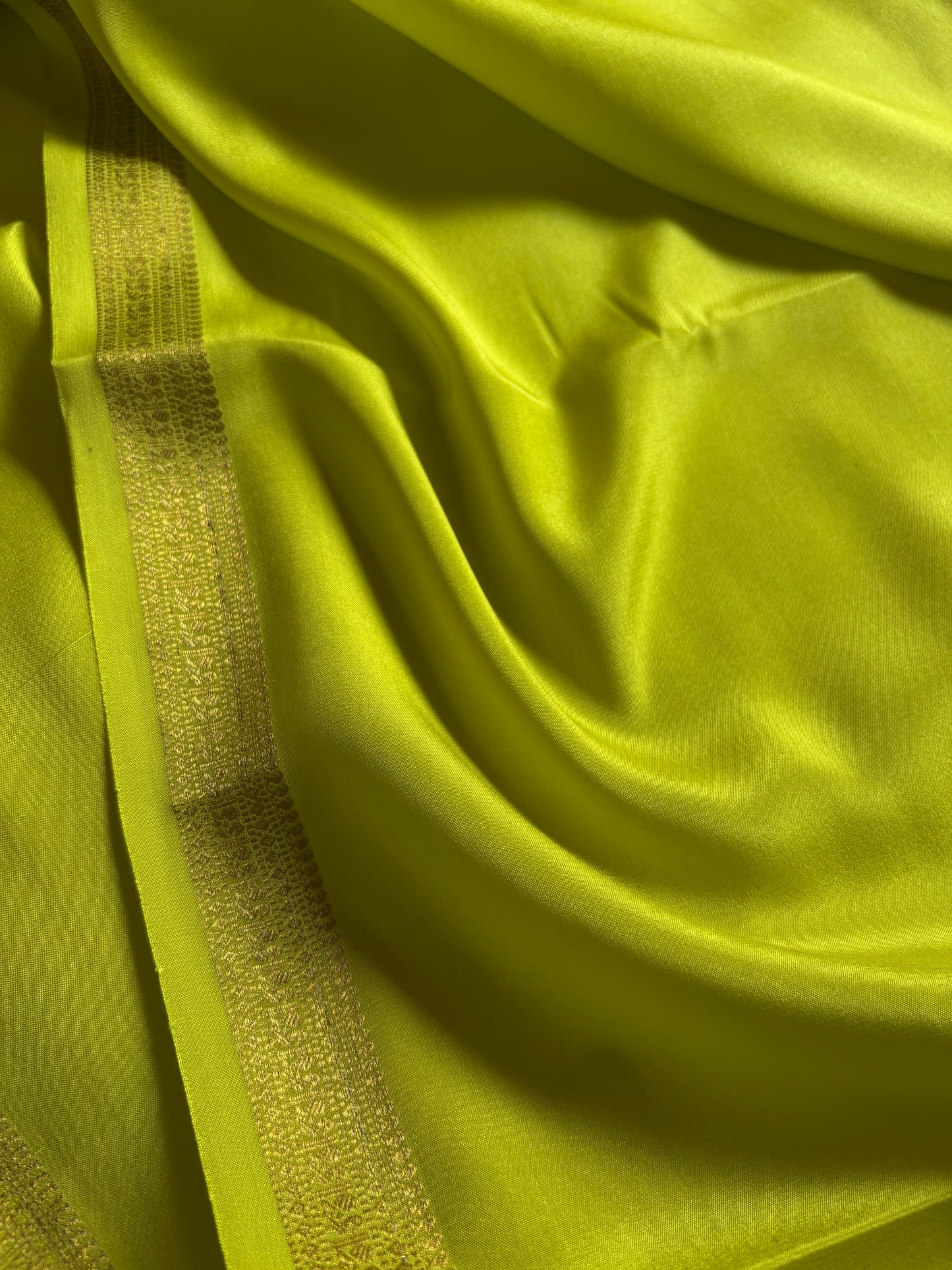 Harshini : Solid Olive