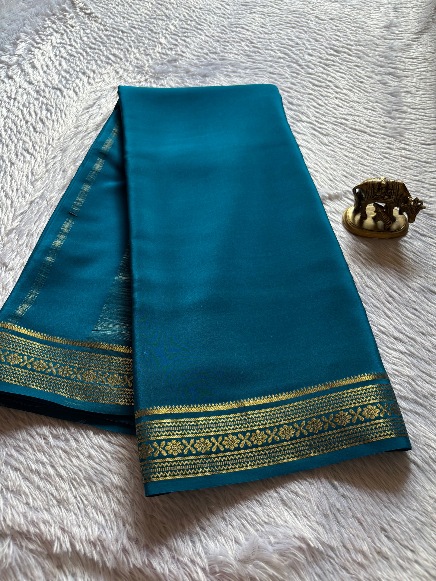 Kanthi : Solid Ananda blue