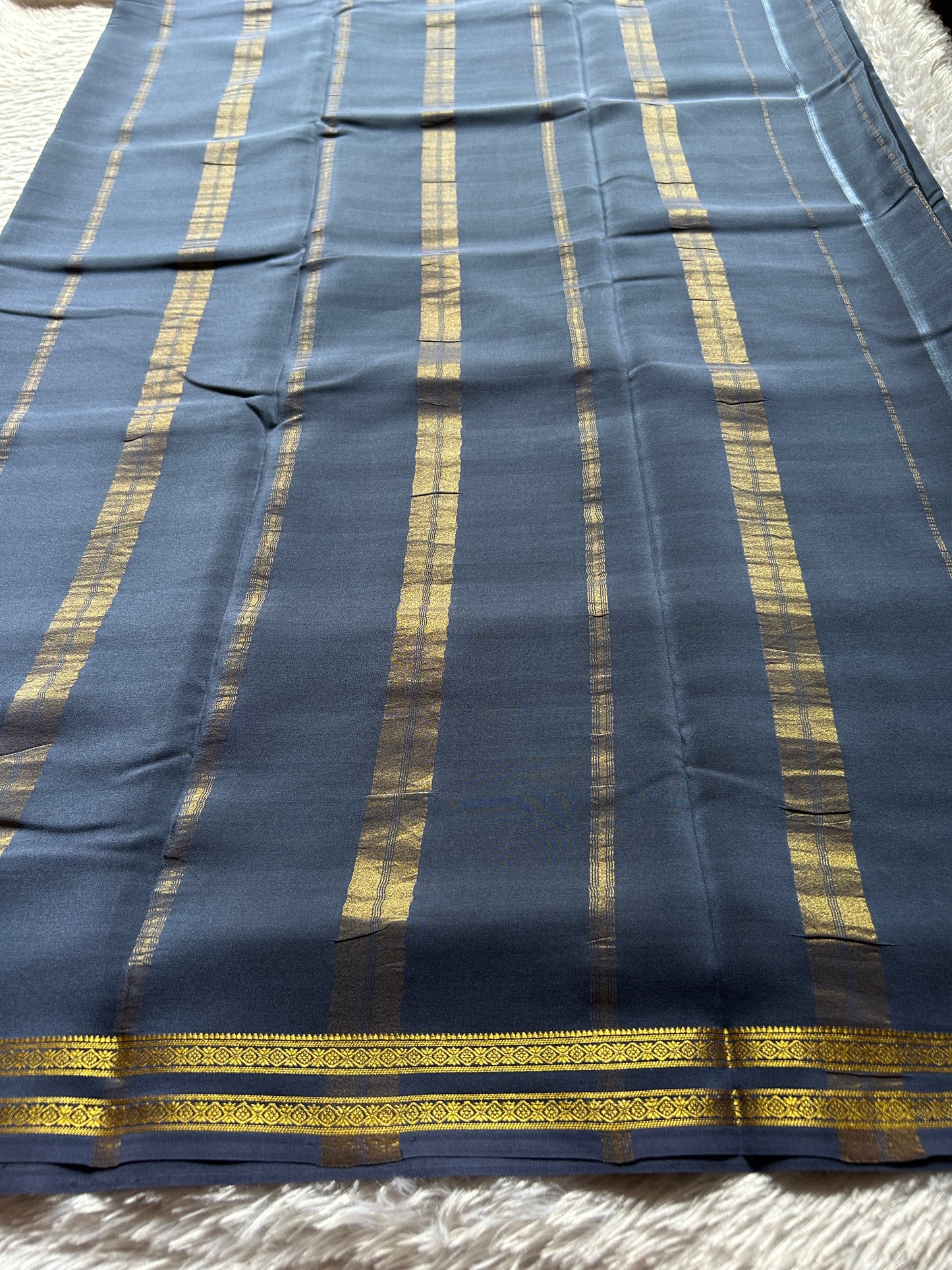 Surabhi : Solid Grey