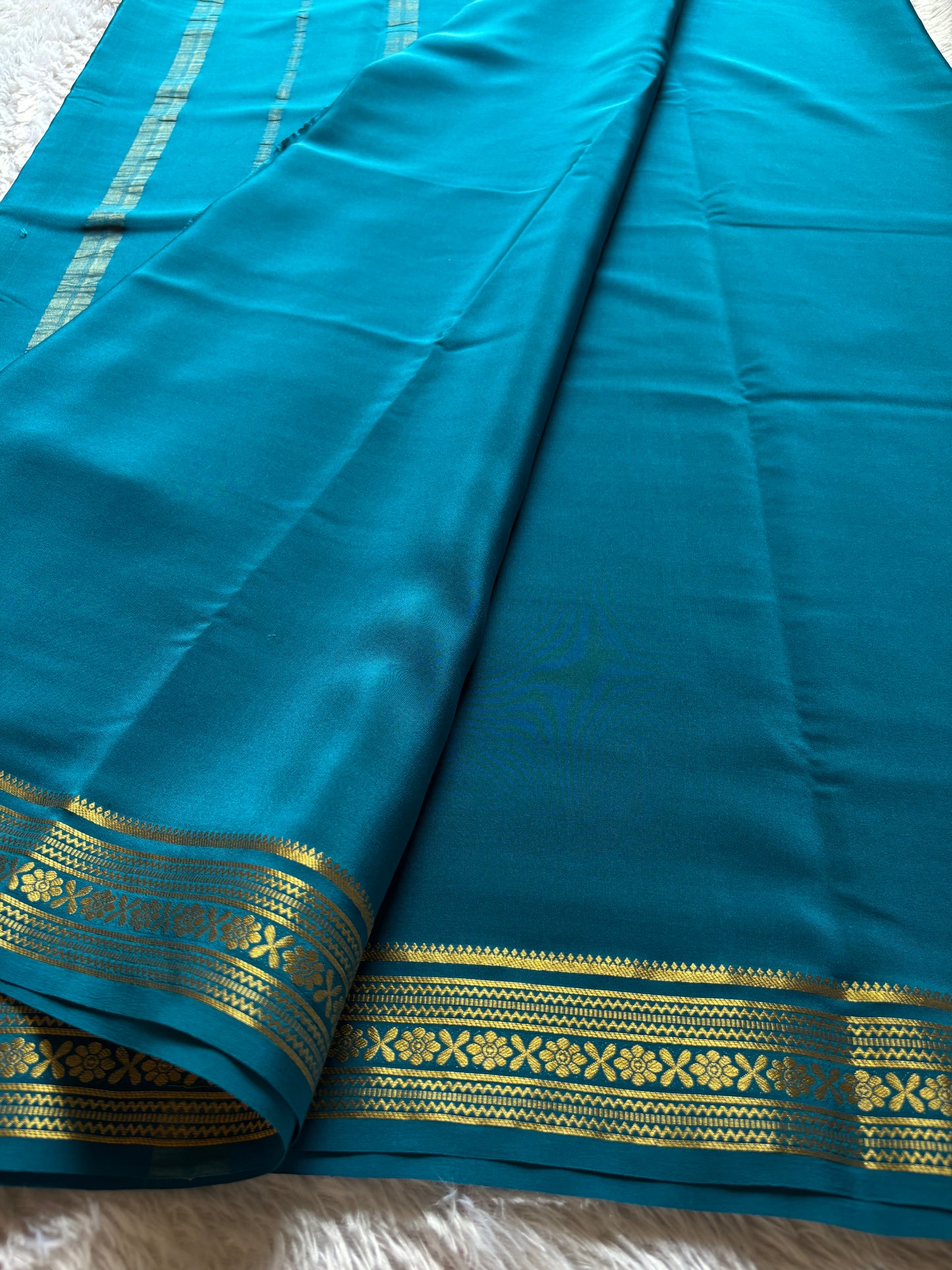 Kanthi : Solid Ananda blue
