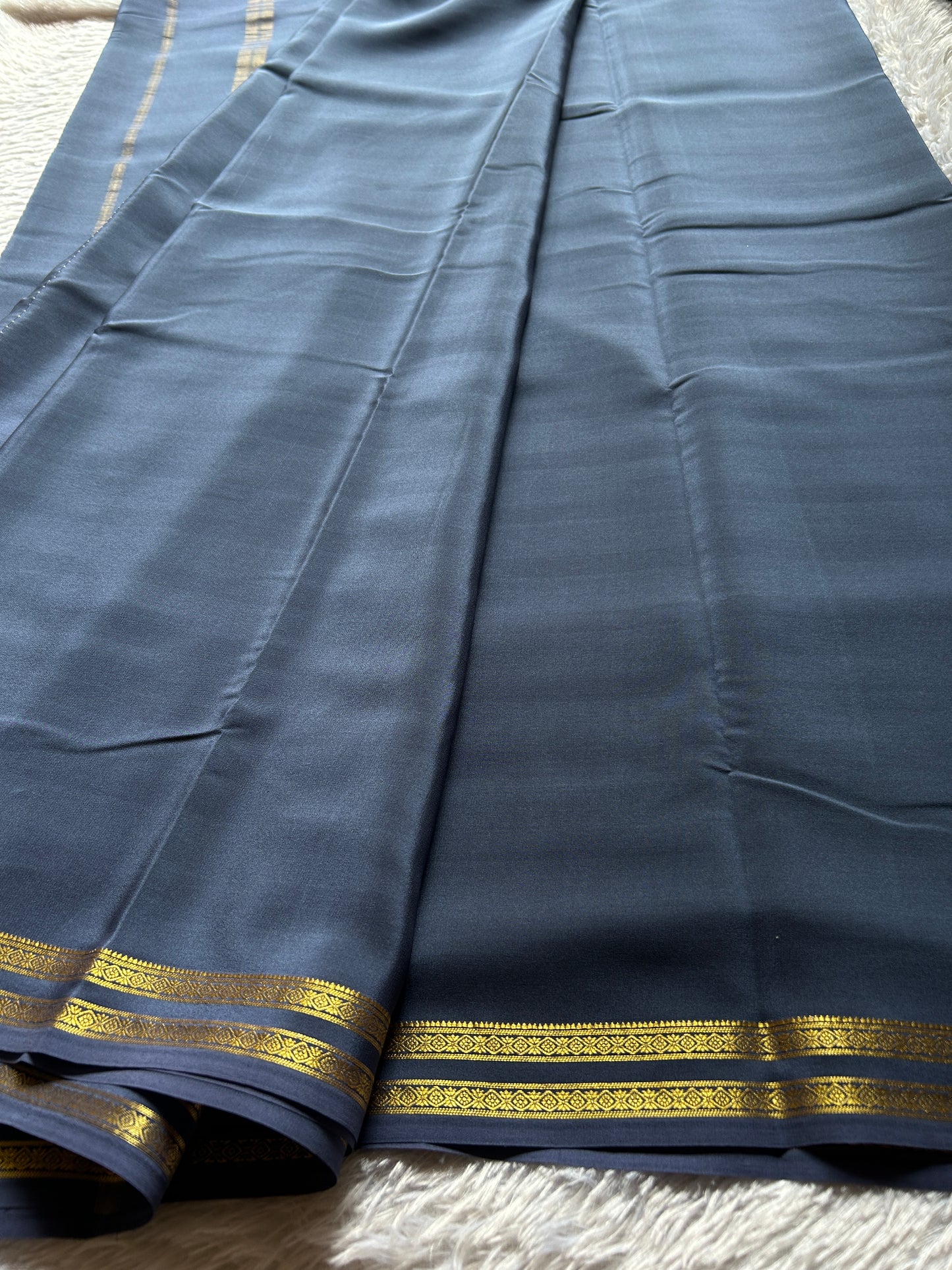 Surabhi : Solid Grey