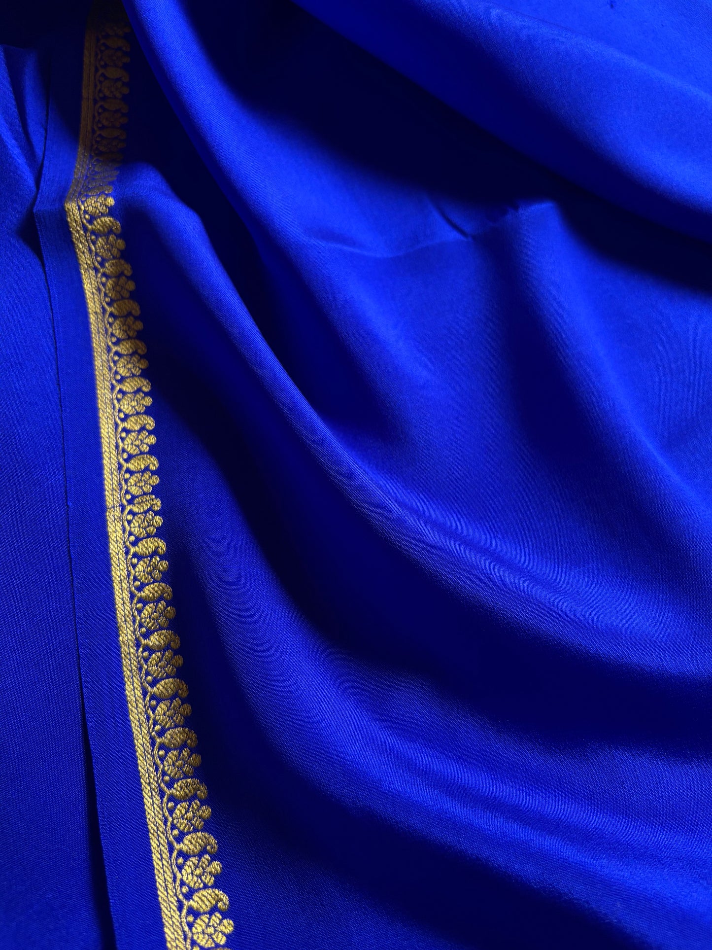 Nitya : Solid Royal blue