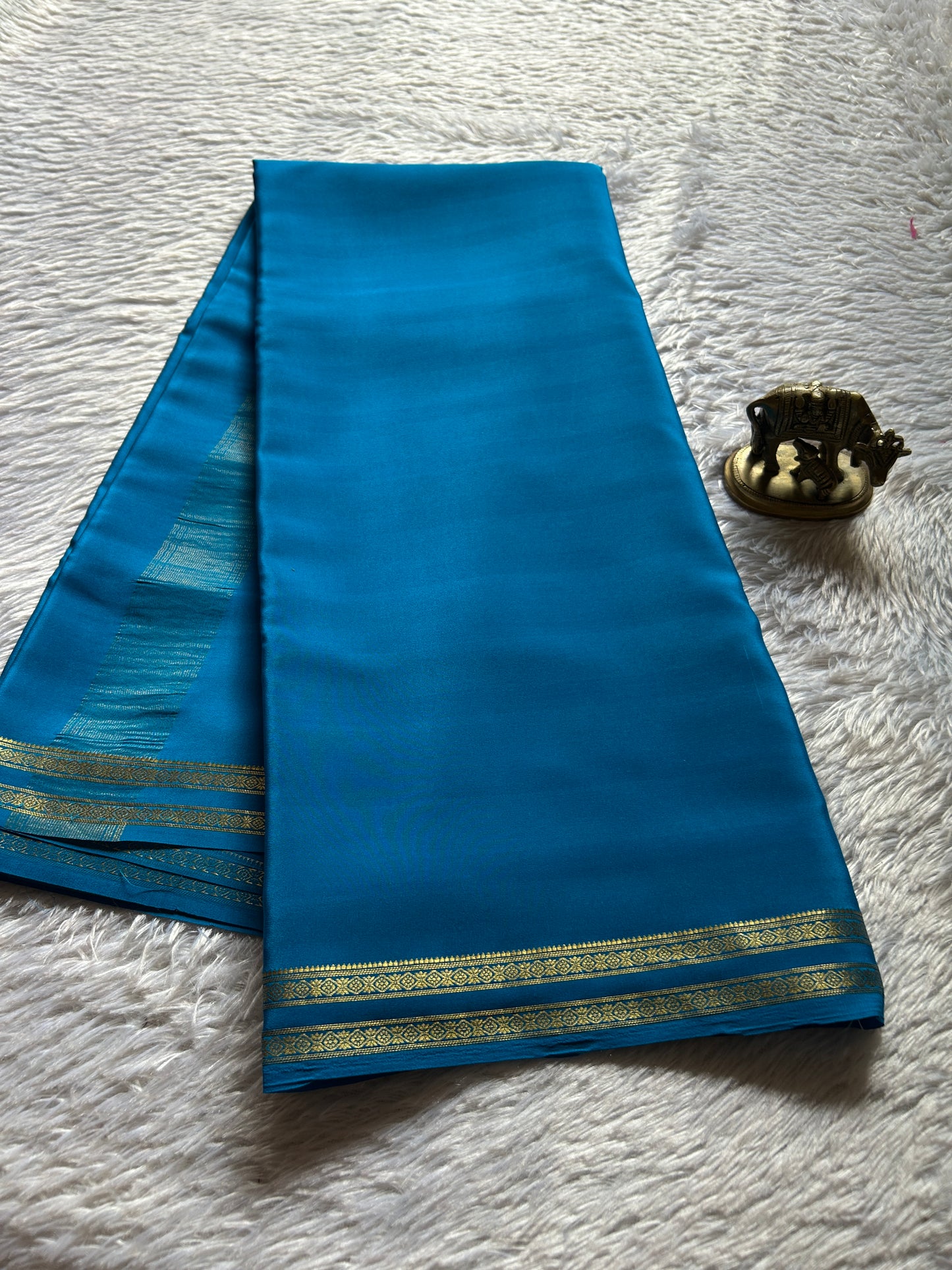 Surabhi : Solid Ananda blue