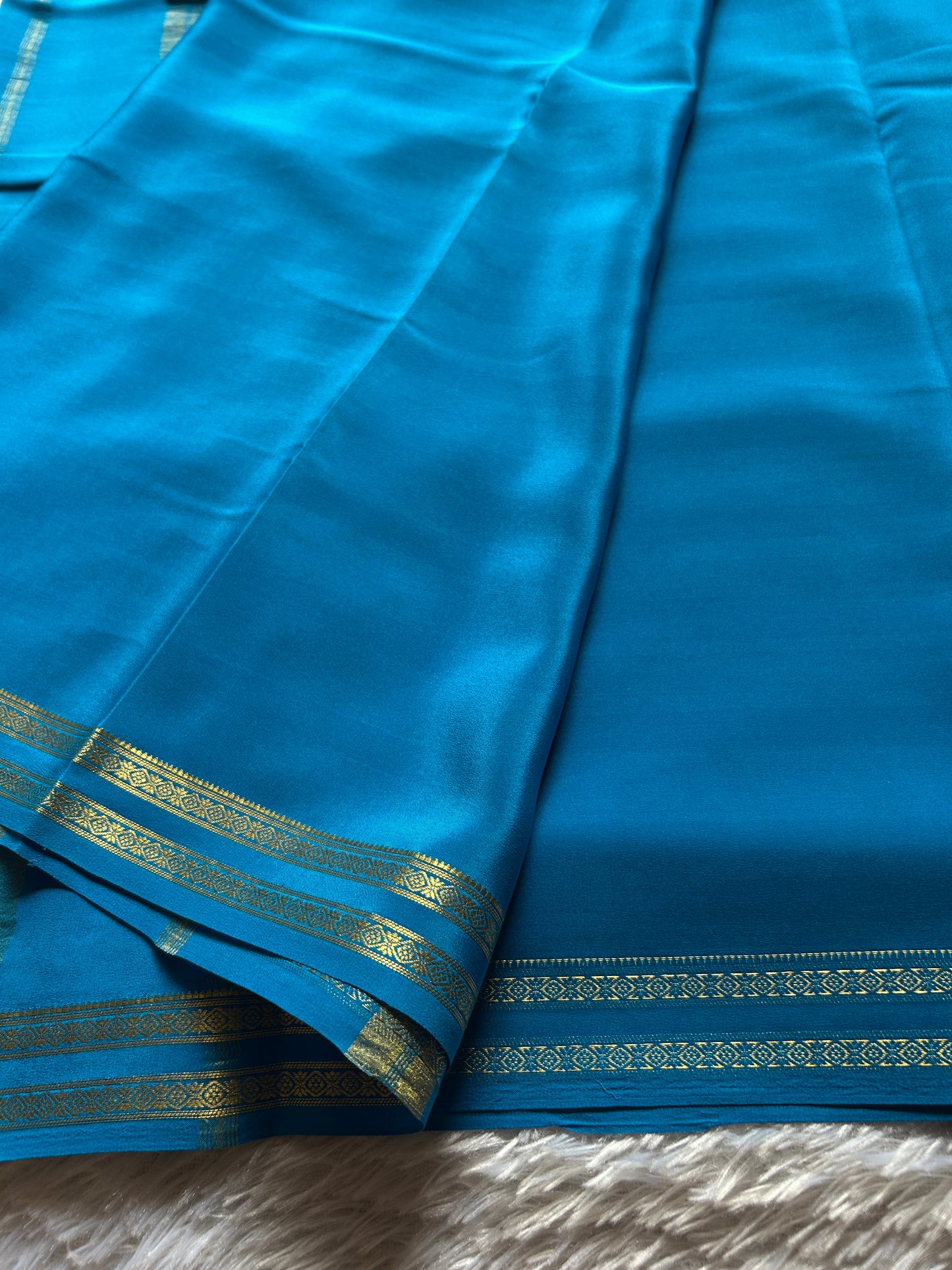 Surabhi : Solid Ananda blue