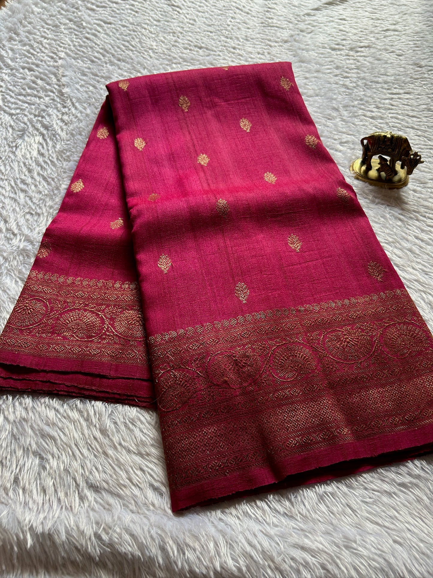 Banarasi Raw Tussar : Solid Hot pink