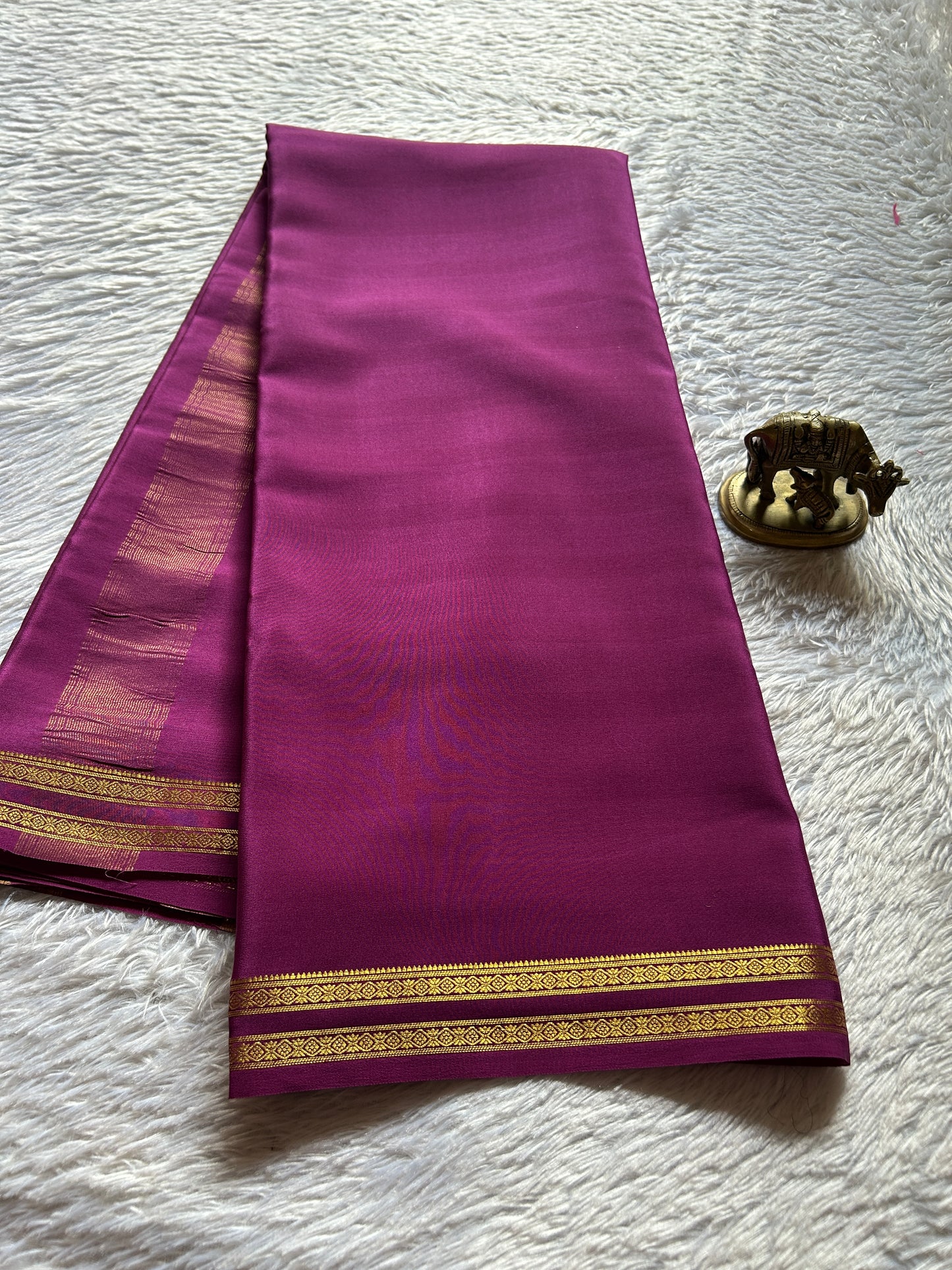 Surabhi : Solid Magenta