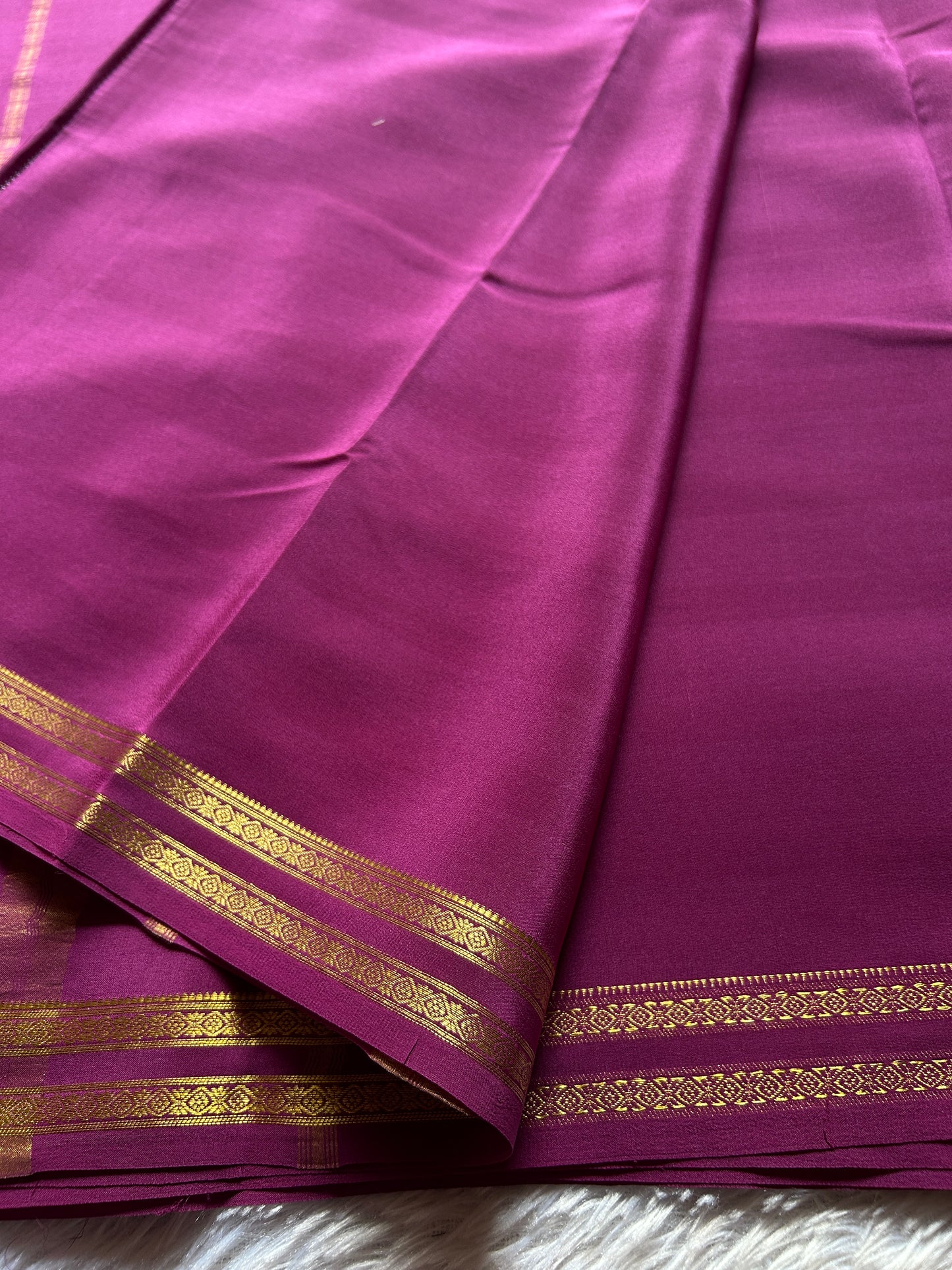 Surabhi : Solid Magenta